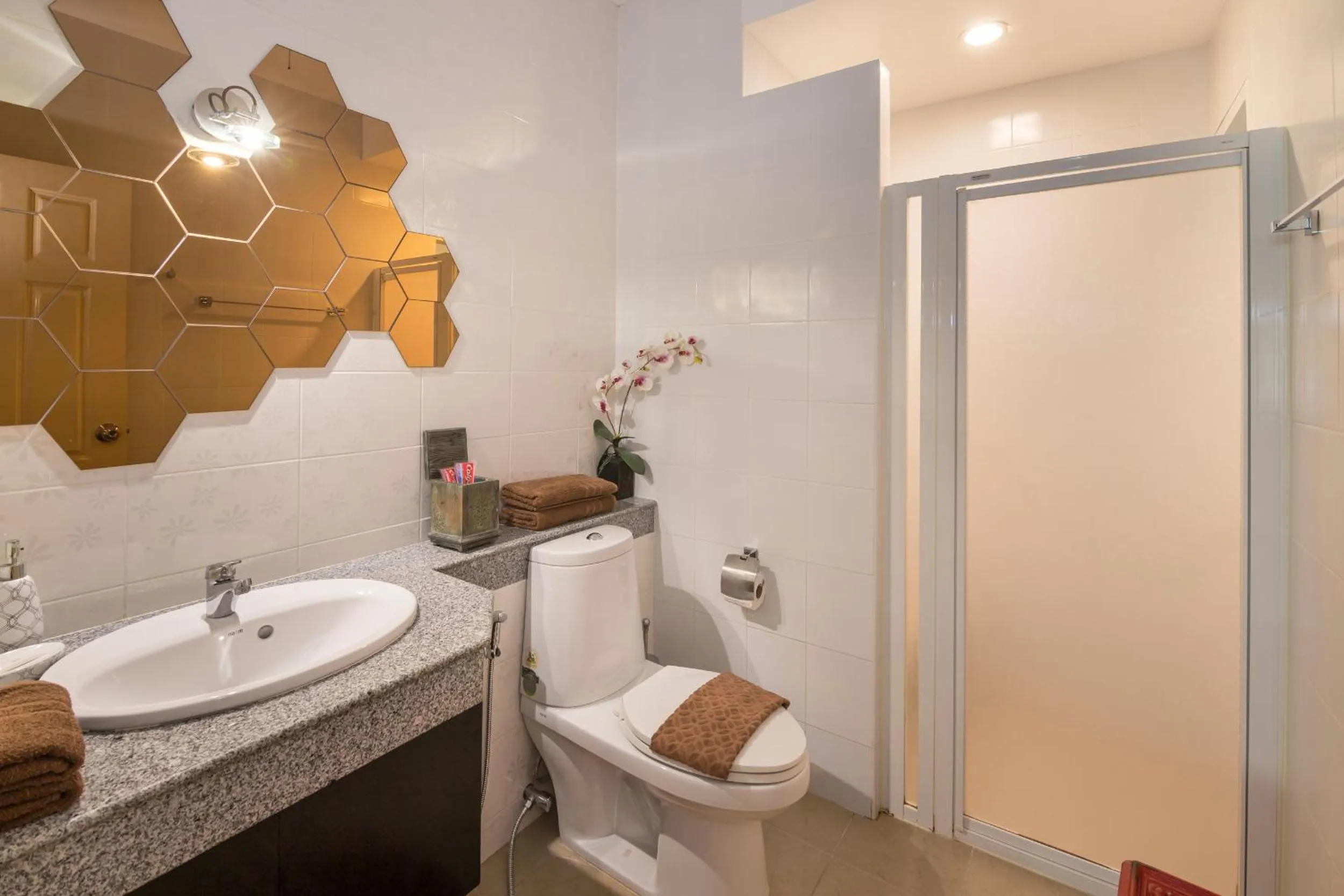 Toilet in Leelawadee Pool Villa BBQ&Pool party