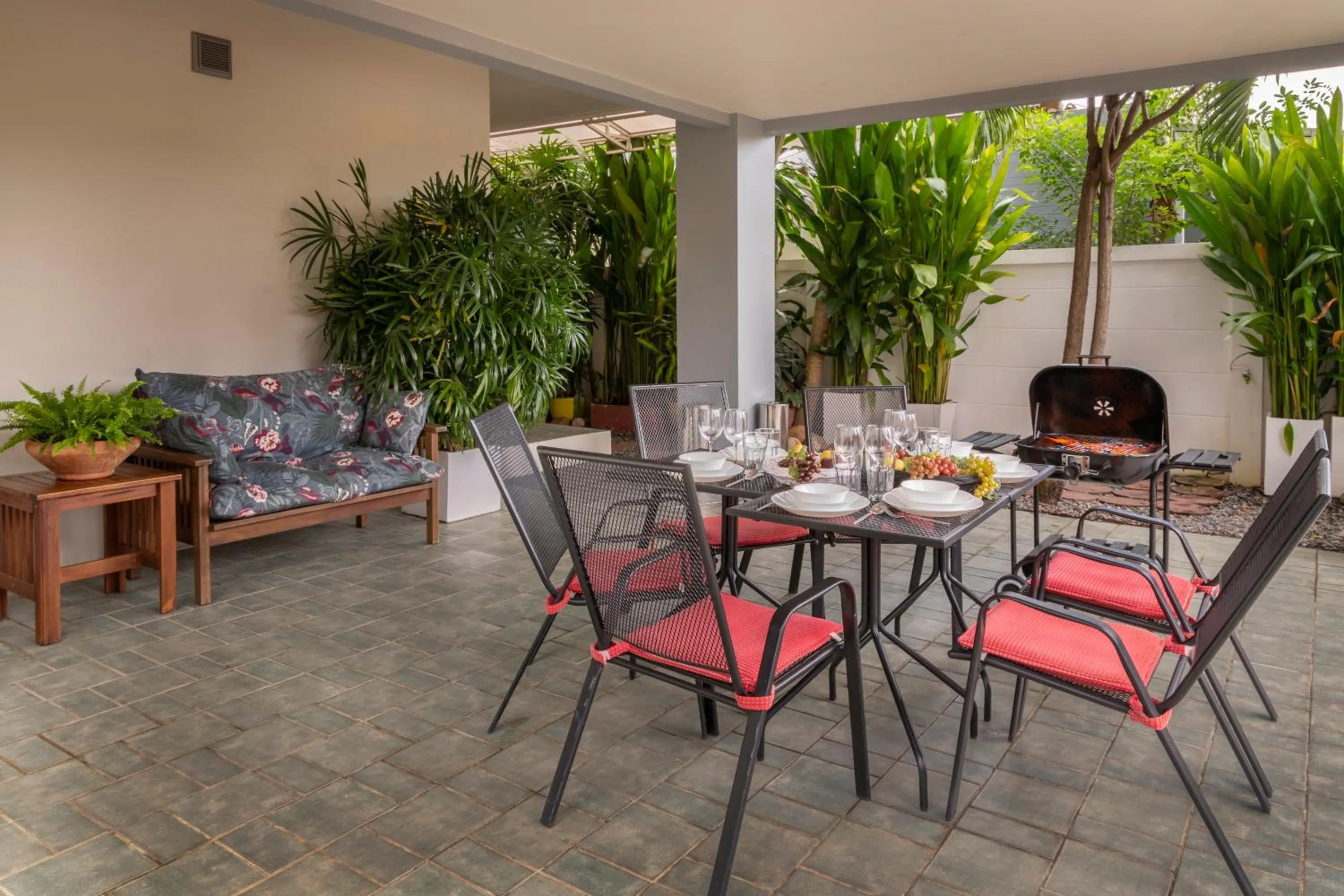 BBQ facilities in Leelawadee Pool Villa BBQ&Pool party