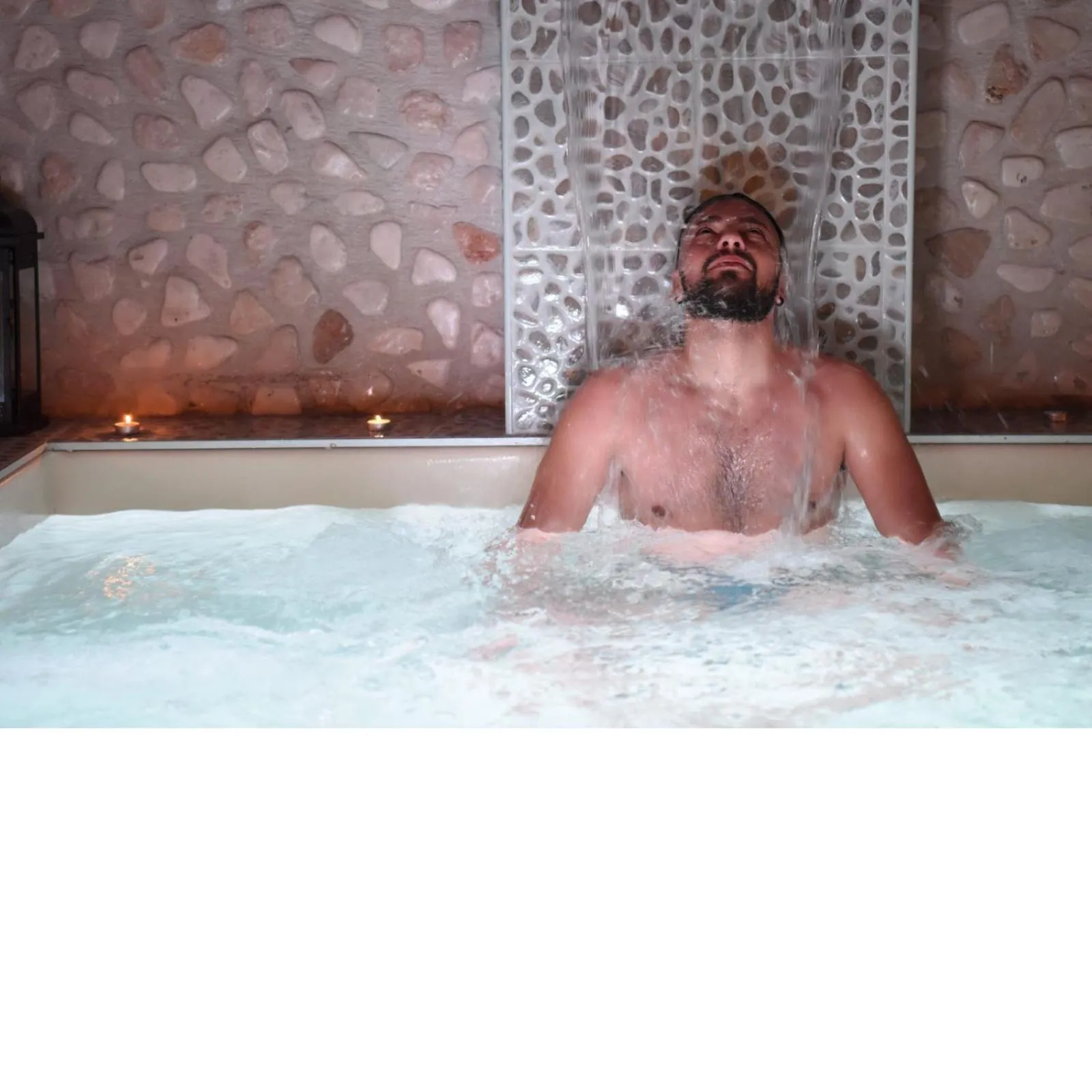 Hot Tub in Hotel Federico II