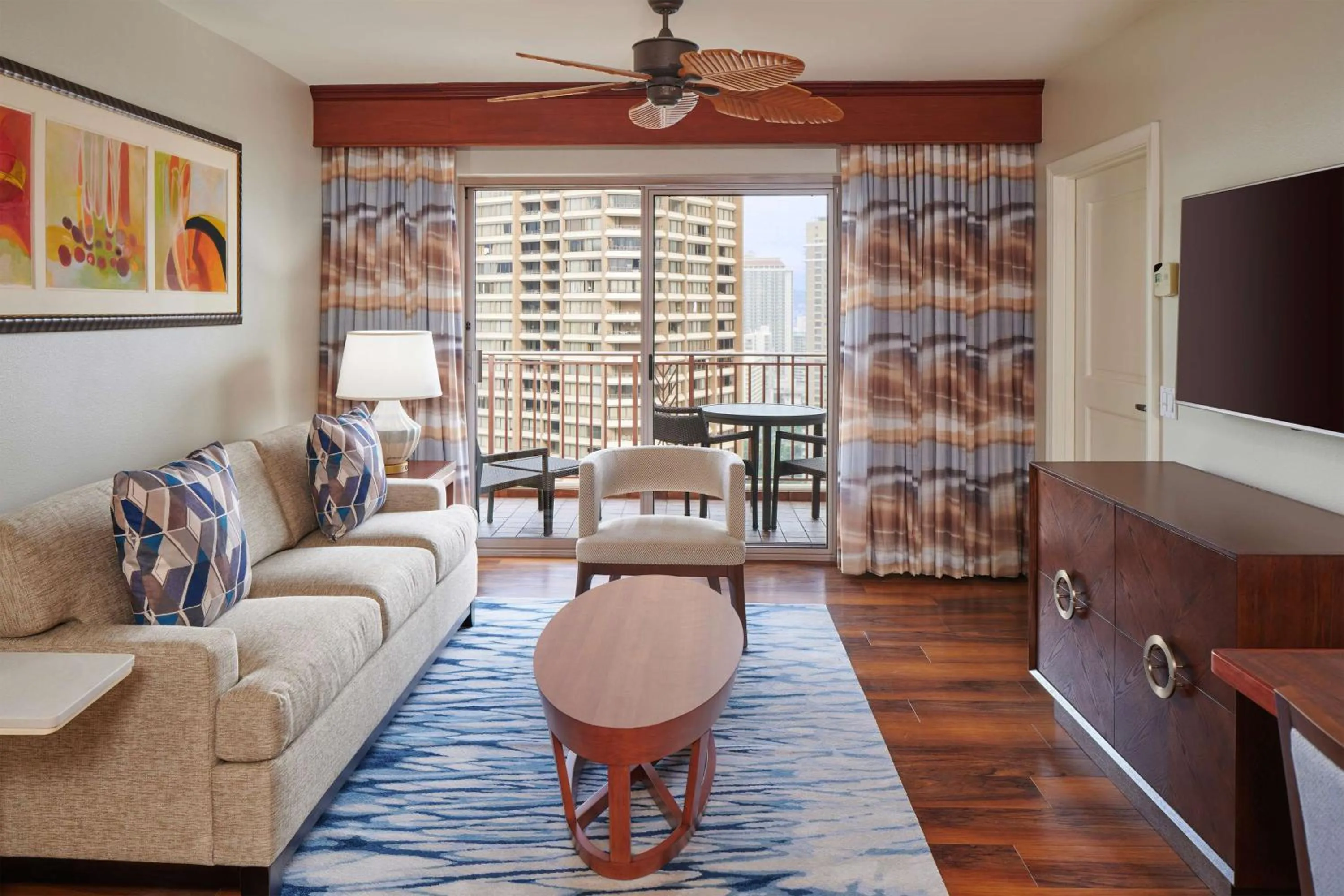Living room in Hilton Grand Vacations Club Grand Waikikian Honolulu