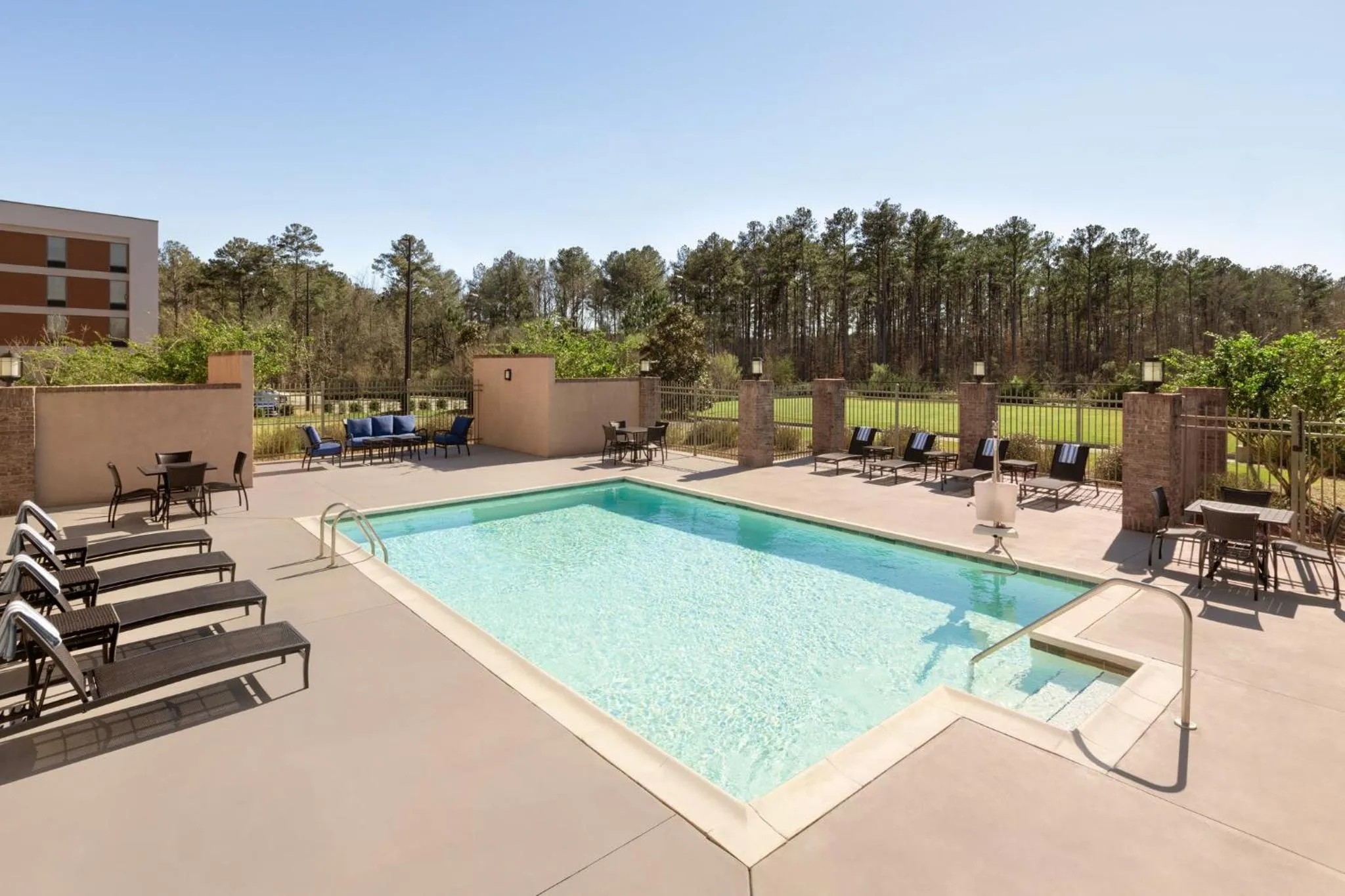 Swimming pool in Holiday Inn Express Hotel & Suites Opelika Auburn by IHG