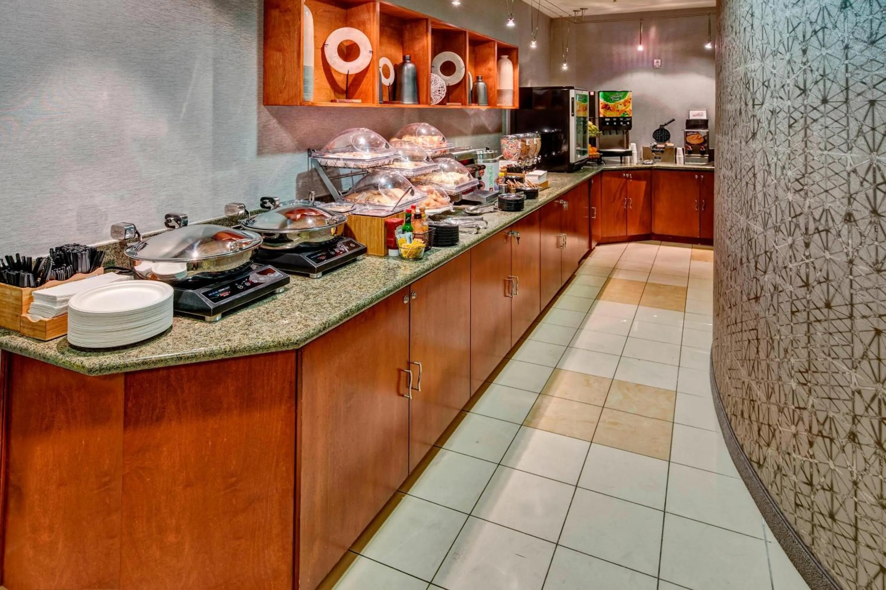 Breakfast in SpringHill Suites by Marriott Naples
