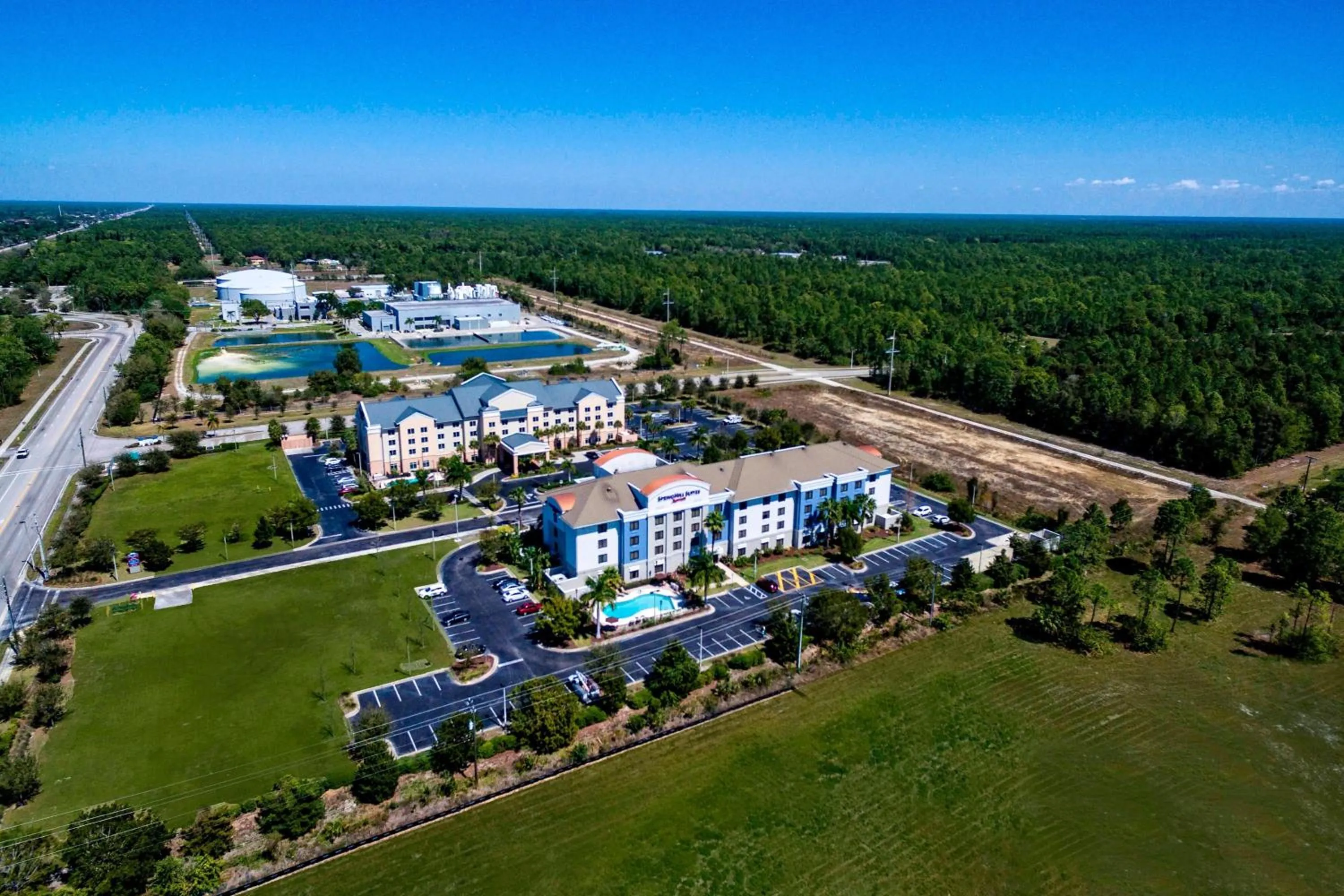 Property building in SpringHill Suites by Marriott Naples