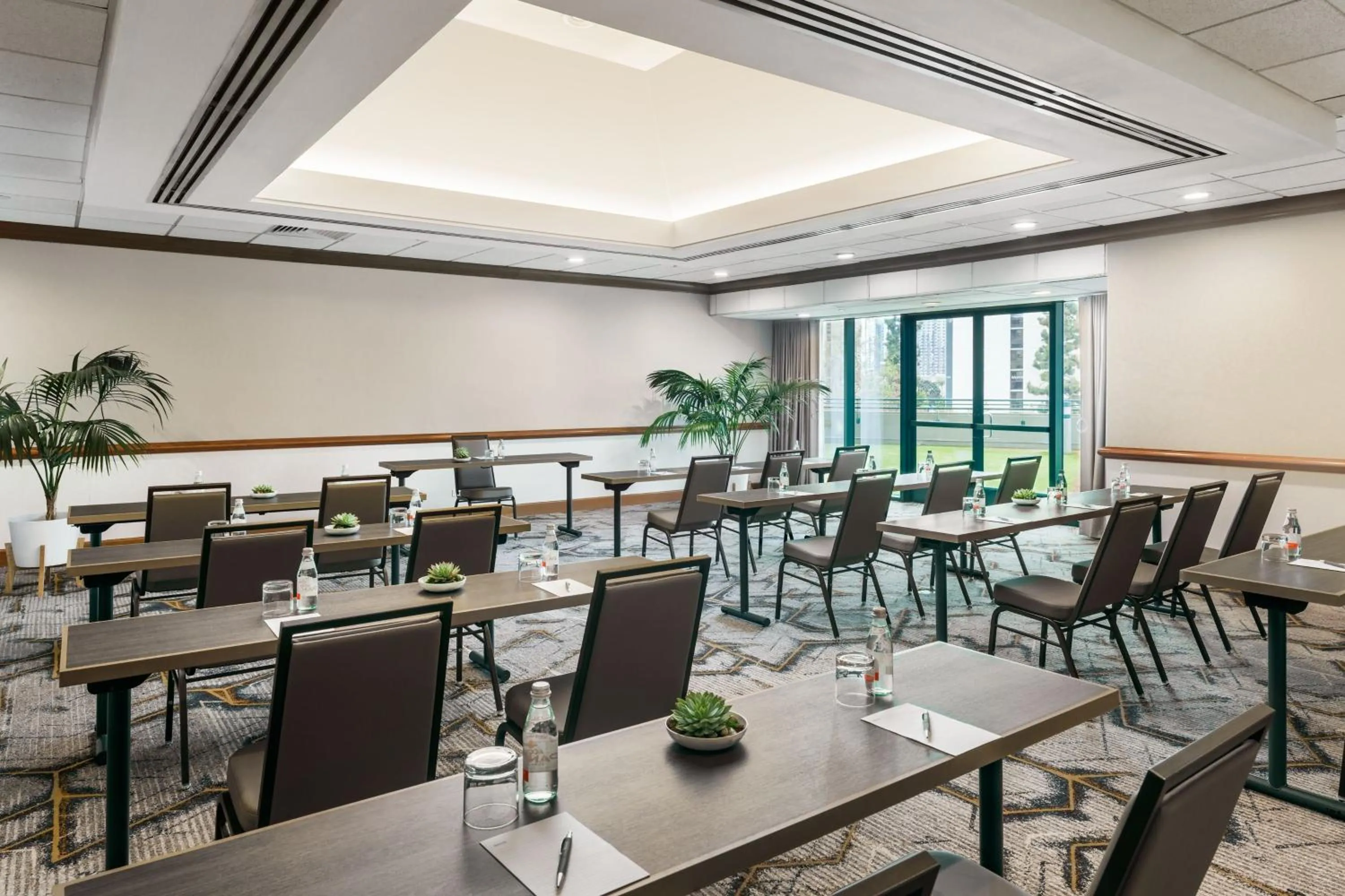 Meeting/conference room in The Westin San Diego Bayview