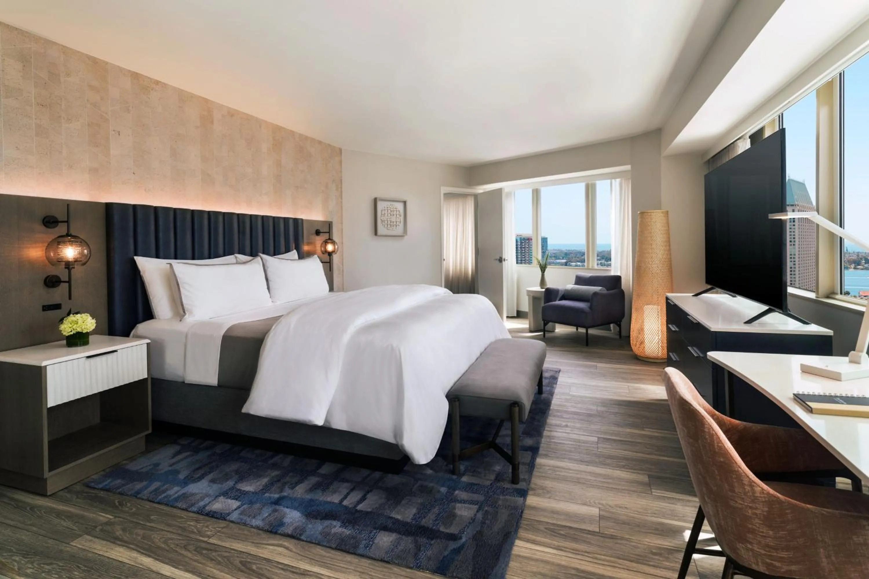 Bedroom, Bed in The Westin San Diego Bayview