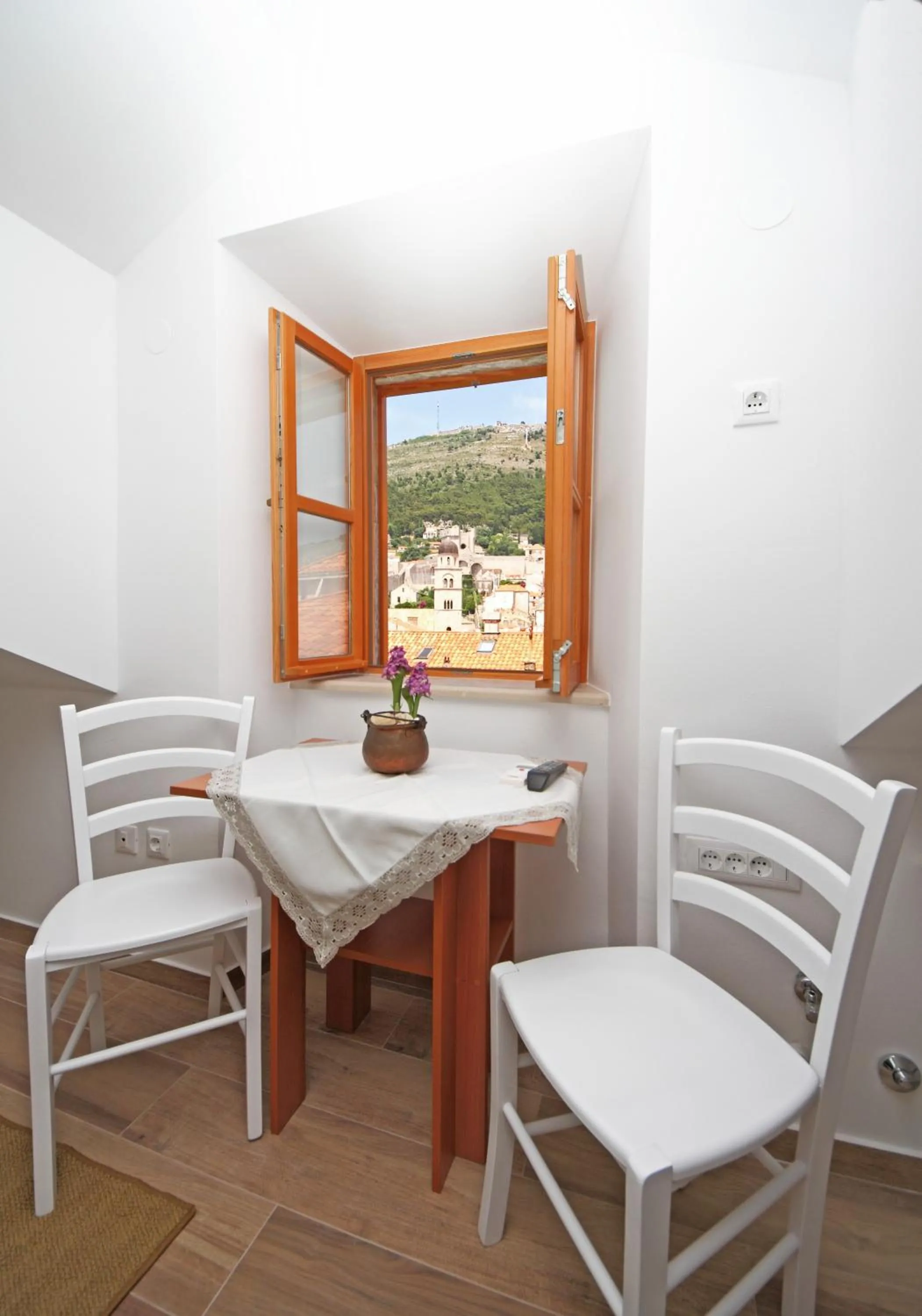 Hortenzia House