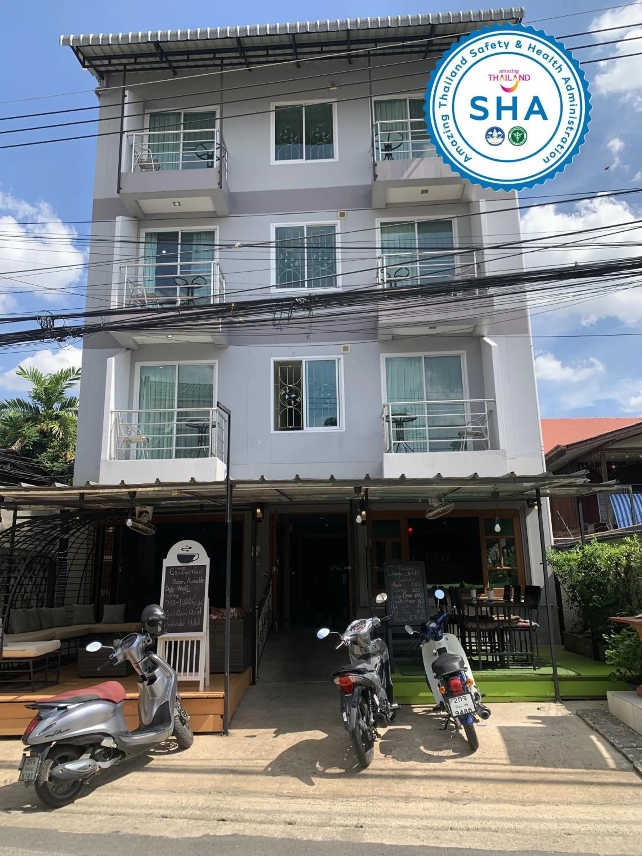 Property building in Chinda Boutique Hotel