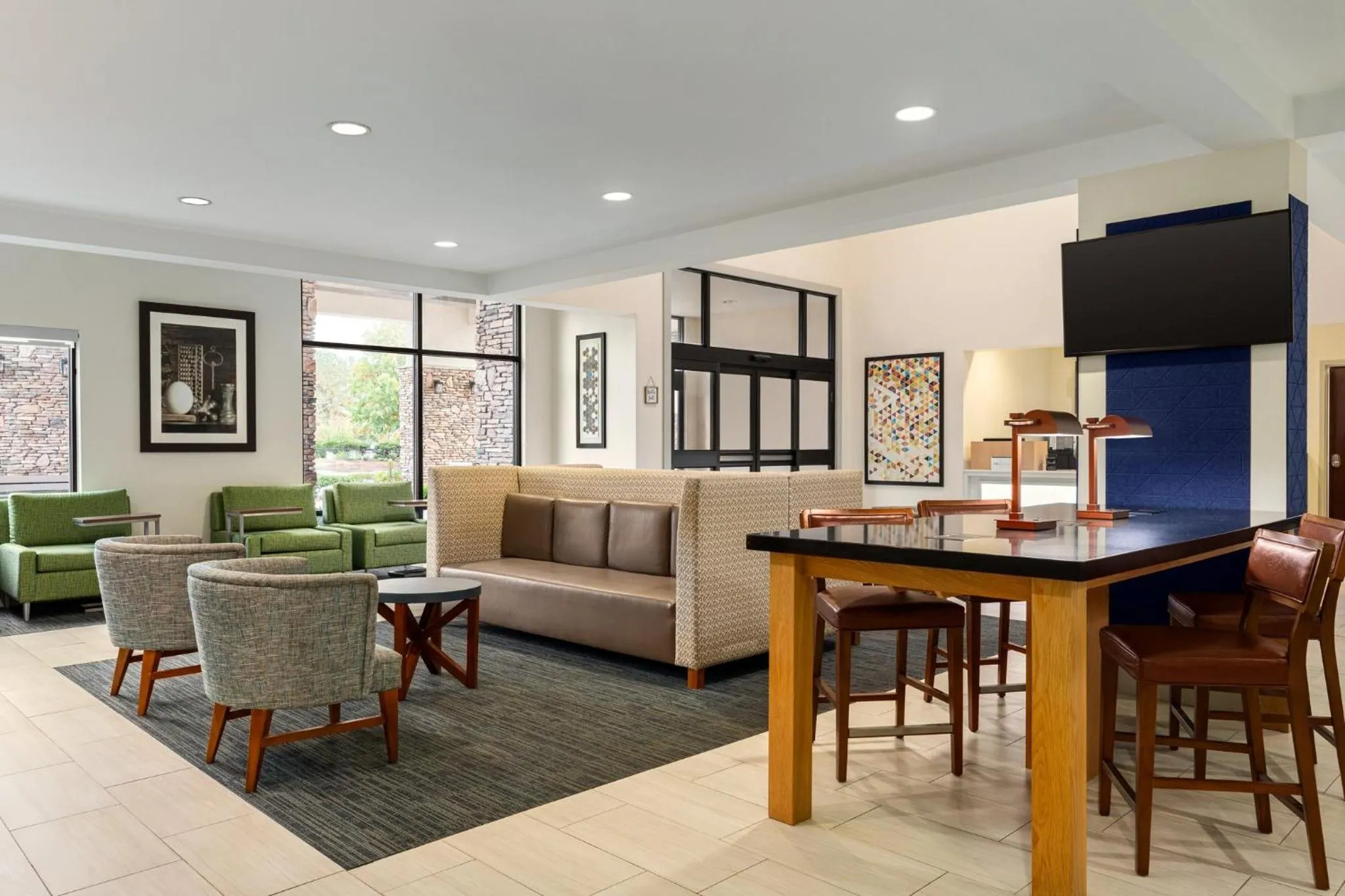 Property building in Holiday Inn Express & Suites Lexington North West-The Vineyard by IHG