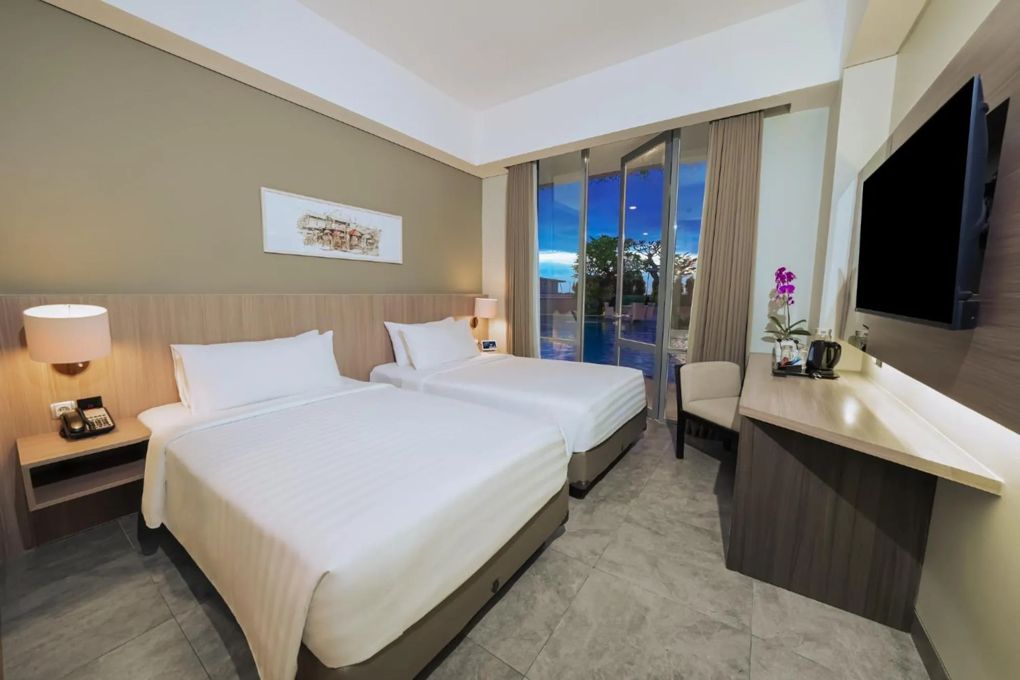 Bedroom, Bed in Aston Inn Mataram