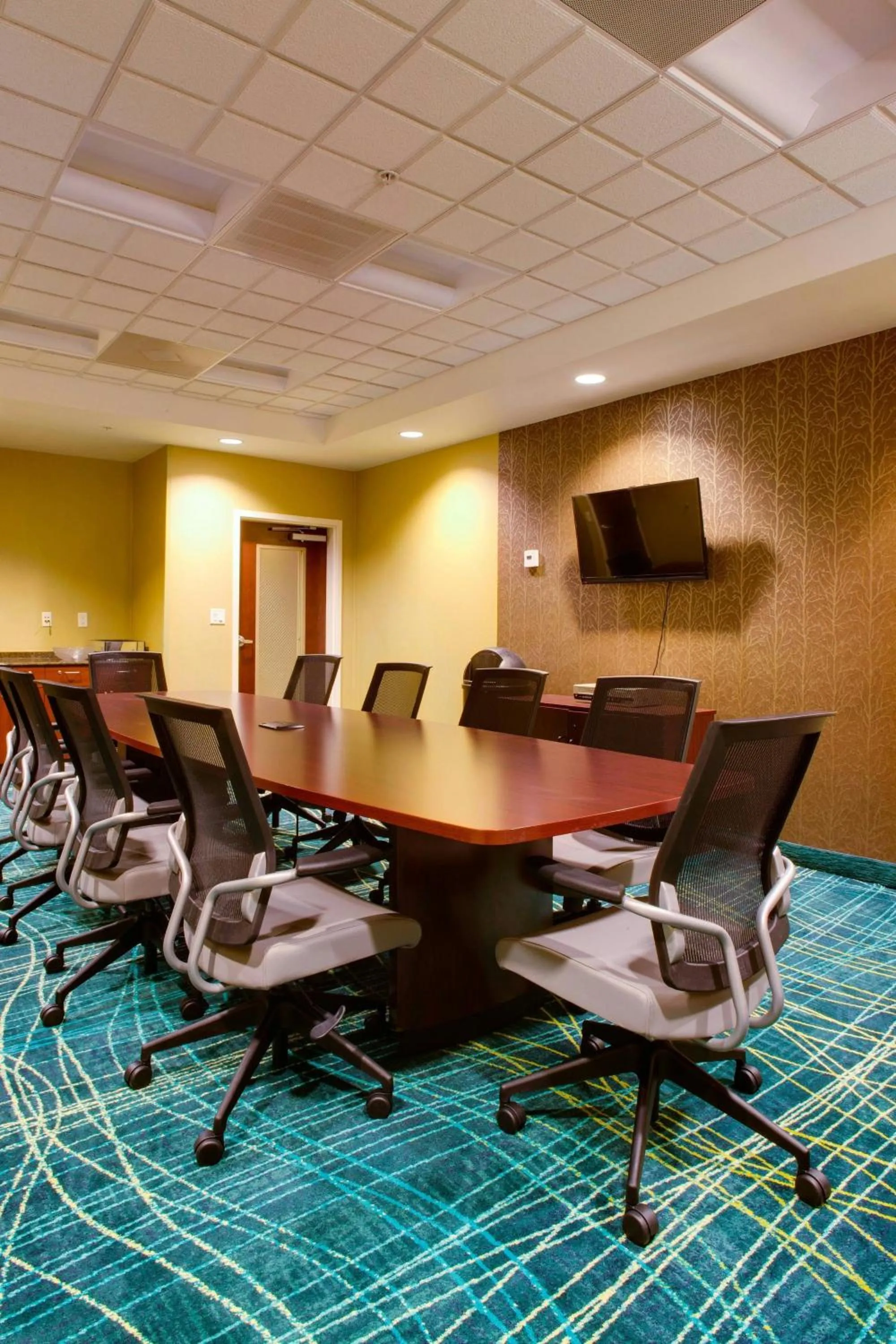 Meeting/conference room in SpringHill Suites by Marriott Savannah I-95 South