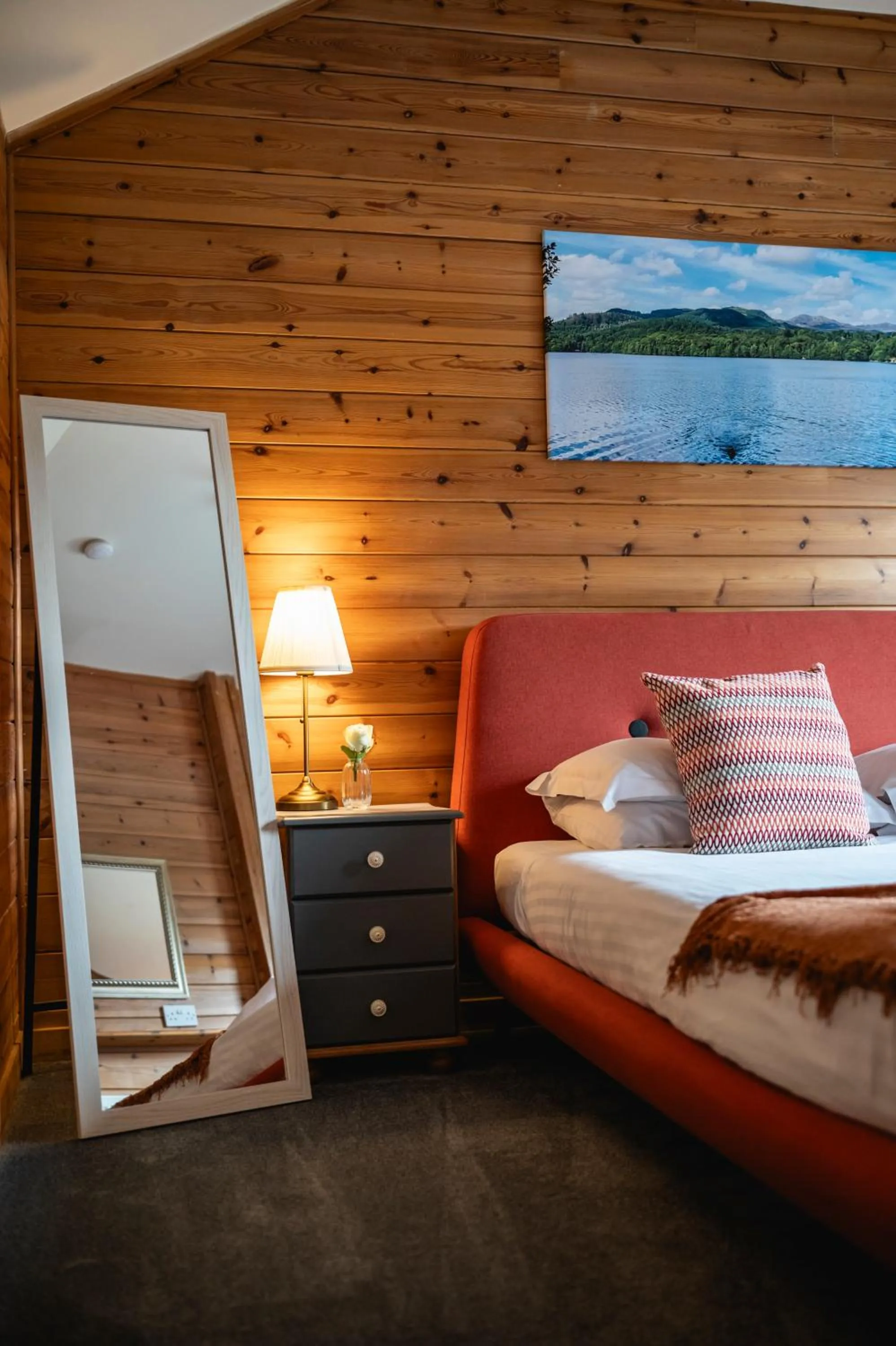 Bed in Kinnaird Woodland Lodges