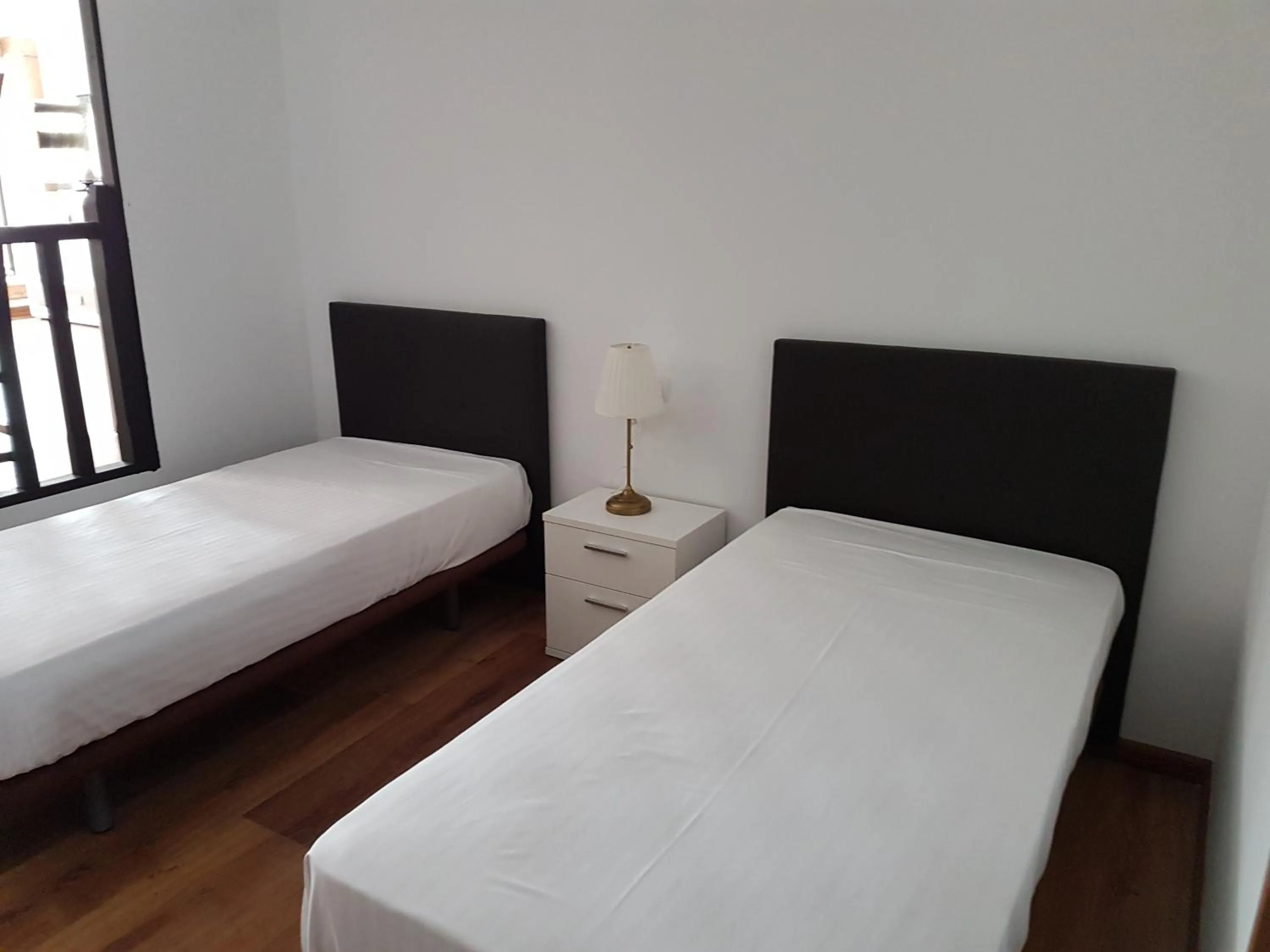 Bedroom, Bed in Fermont