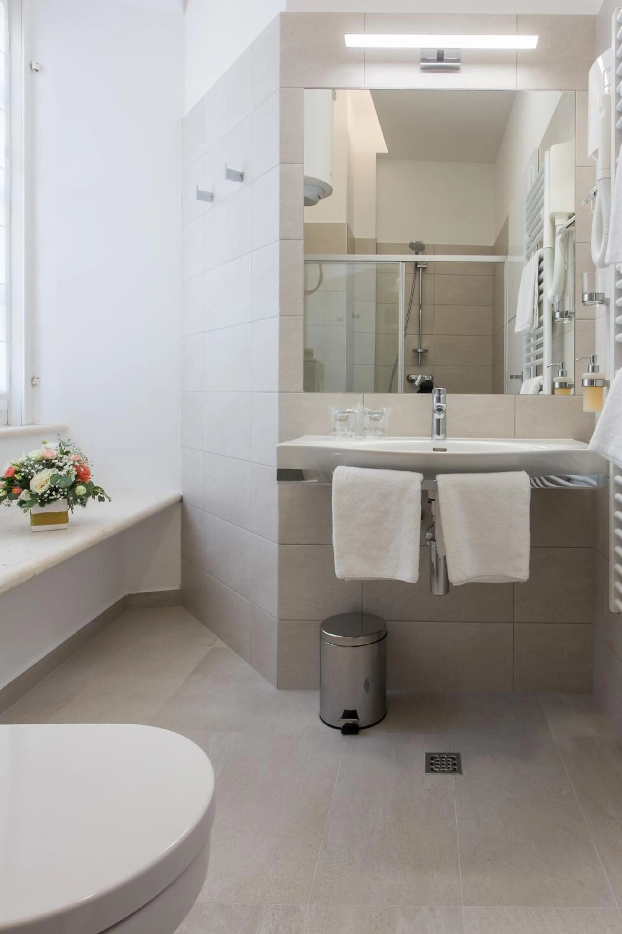 Bathroom in Klarisa Palace Rooms