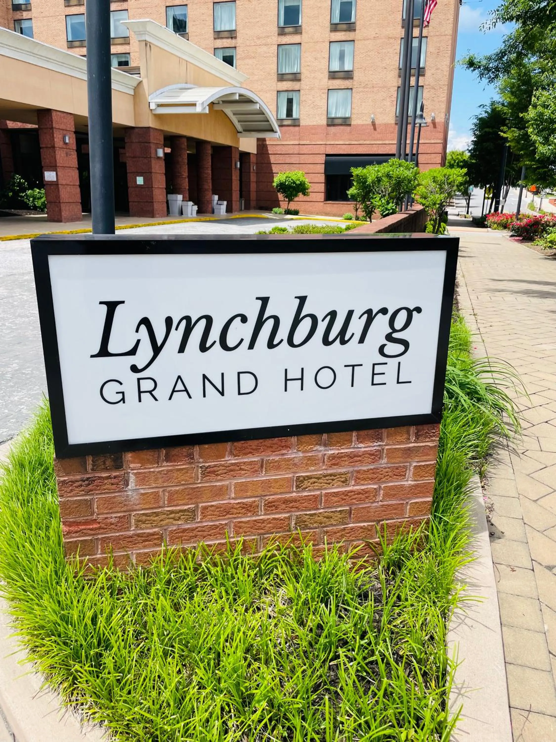 Property logo or sign in Lynchburg Grand Estate by IHG