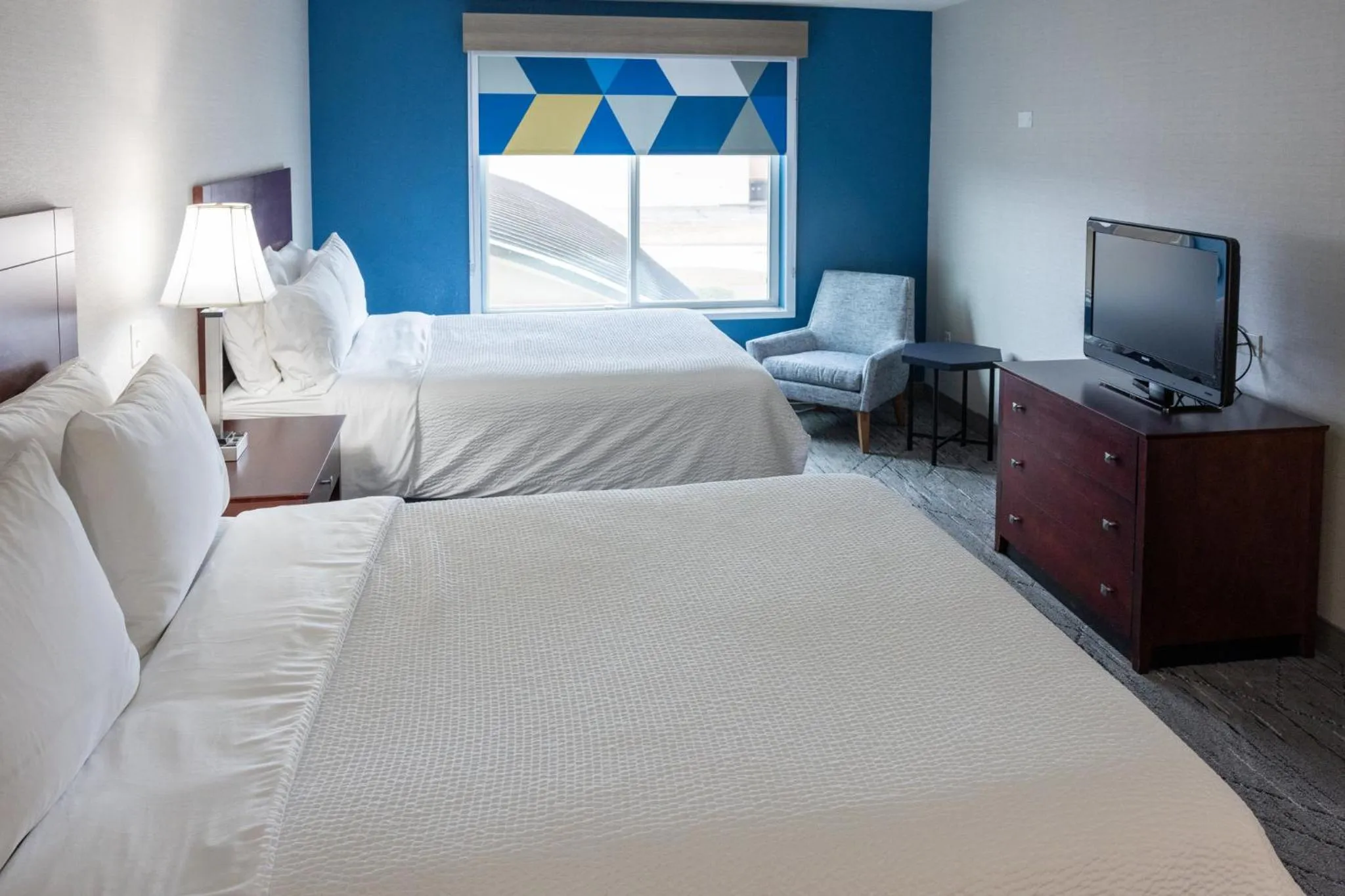 Photo of the whole room, Bed in Holiday Inn Express Hotel & Suites Wichita Airport by IHG