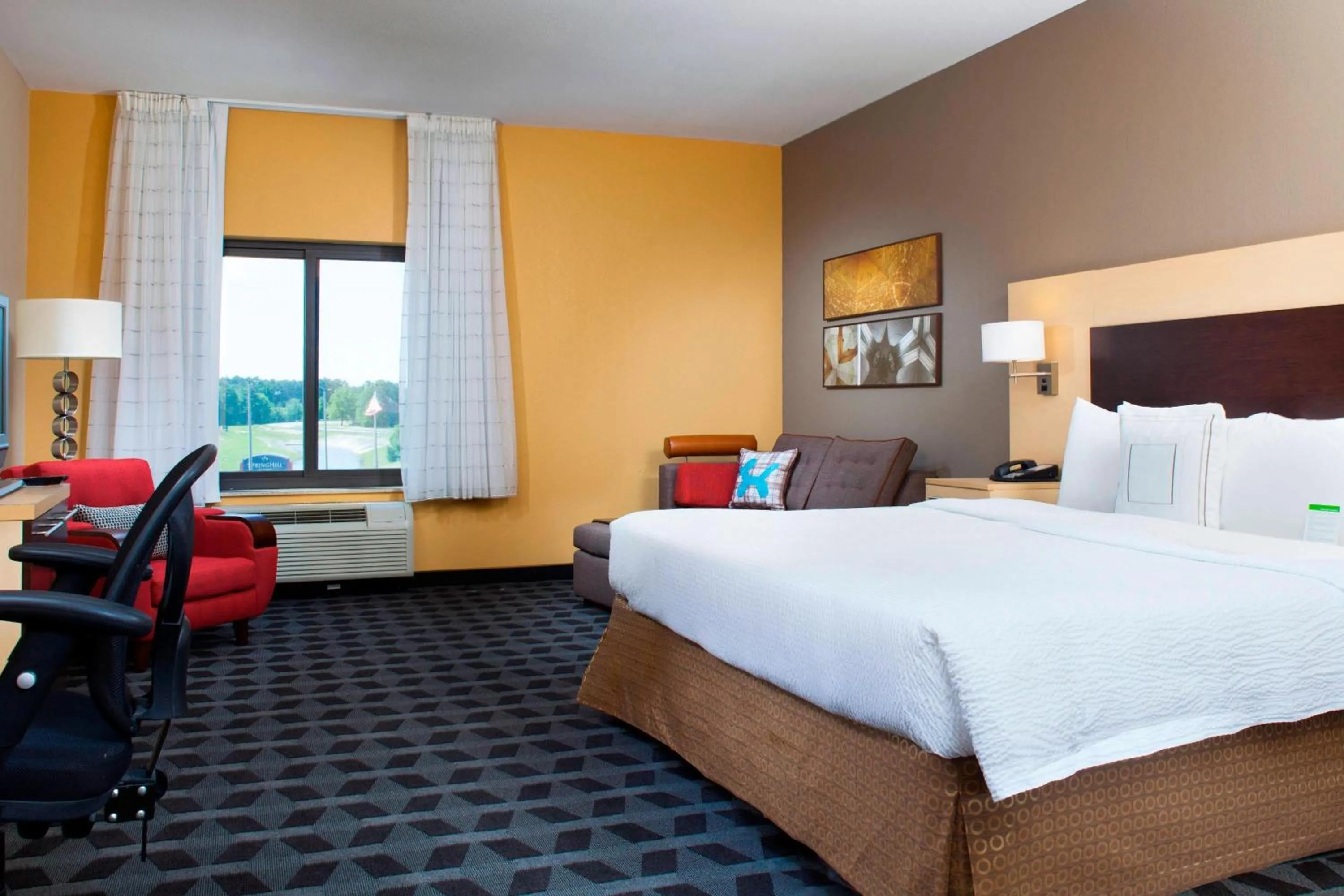 Photo of the whole room, Bed in TownePlace Suites by Marriott Savannah Airport