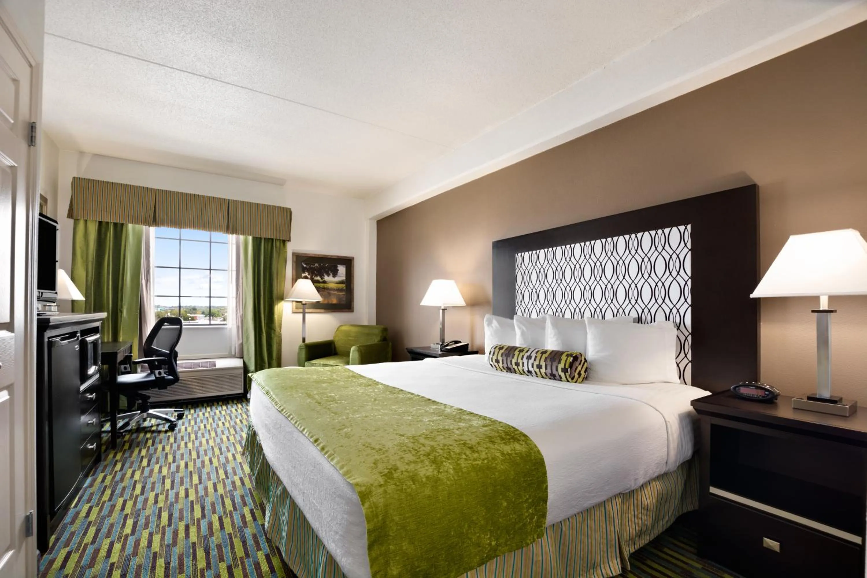 Bedroom, Bed in Wyndham Garden Wichita Downtown