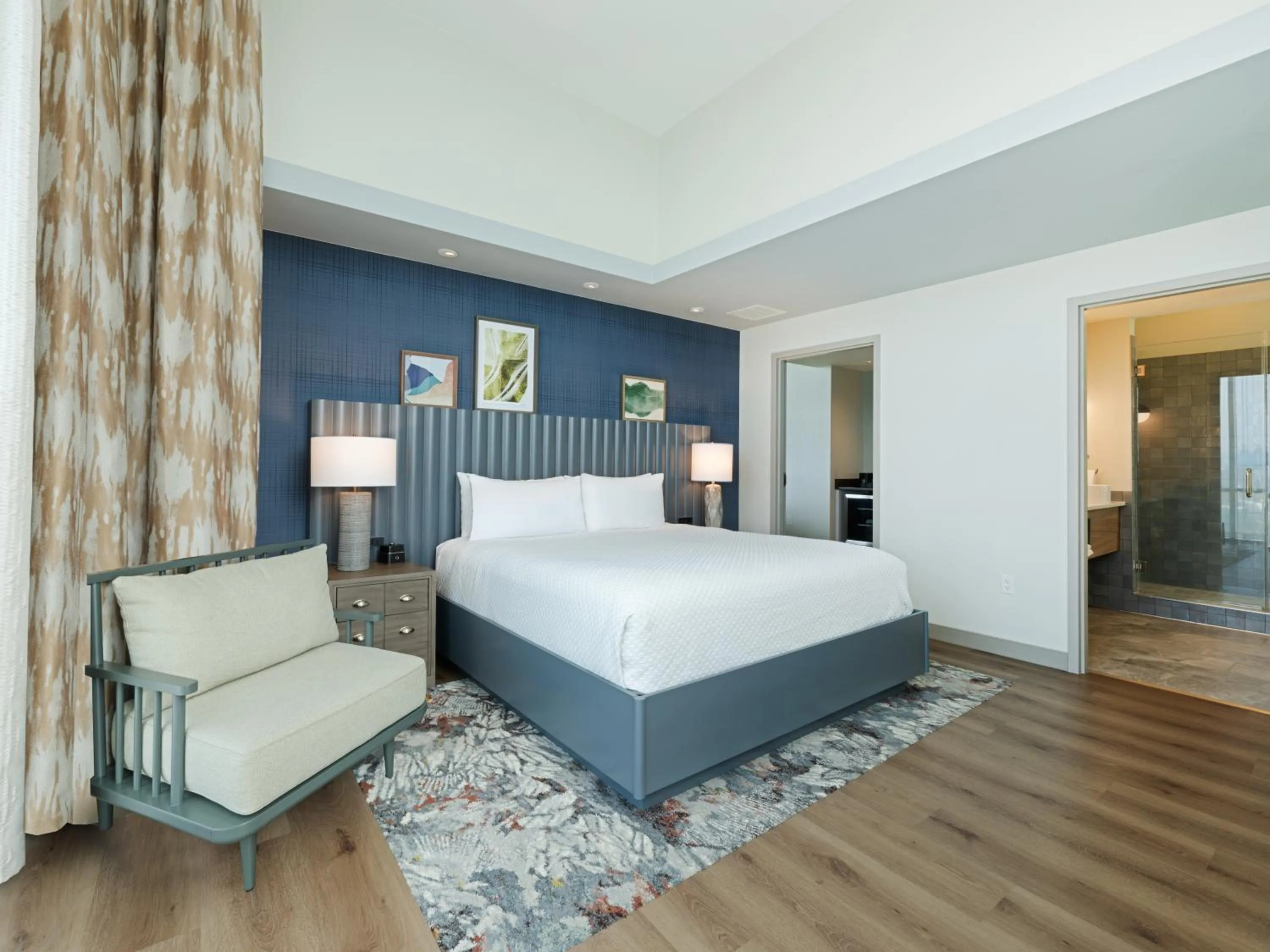 Bedroom, Bed in Hotel Indigo Asheville Downtown by IHG