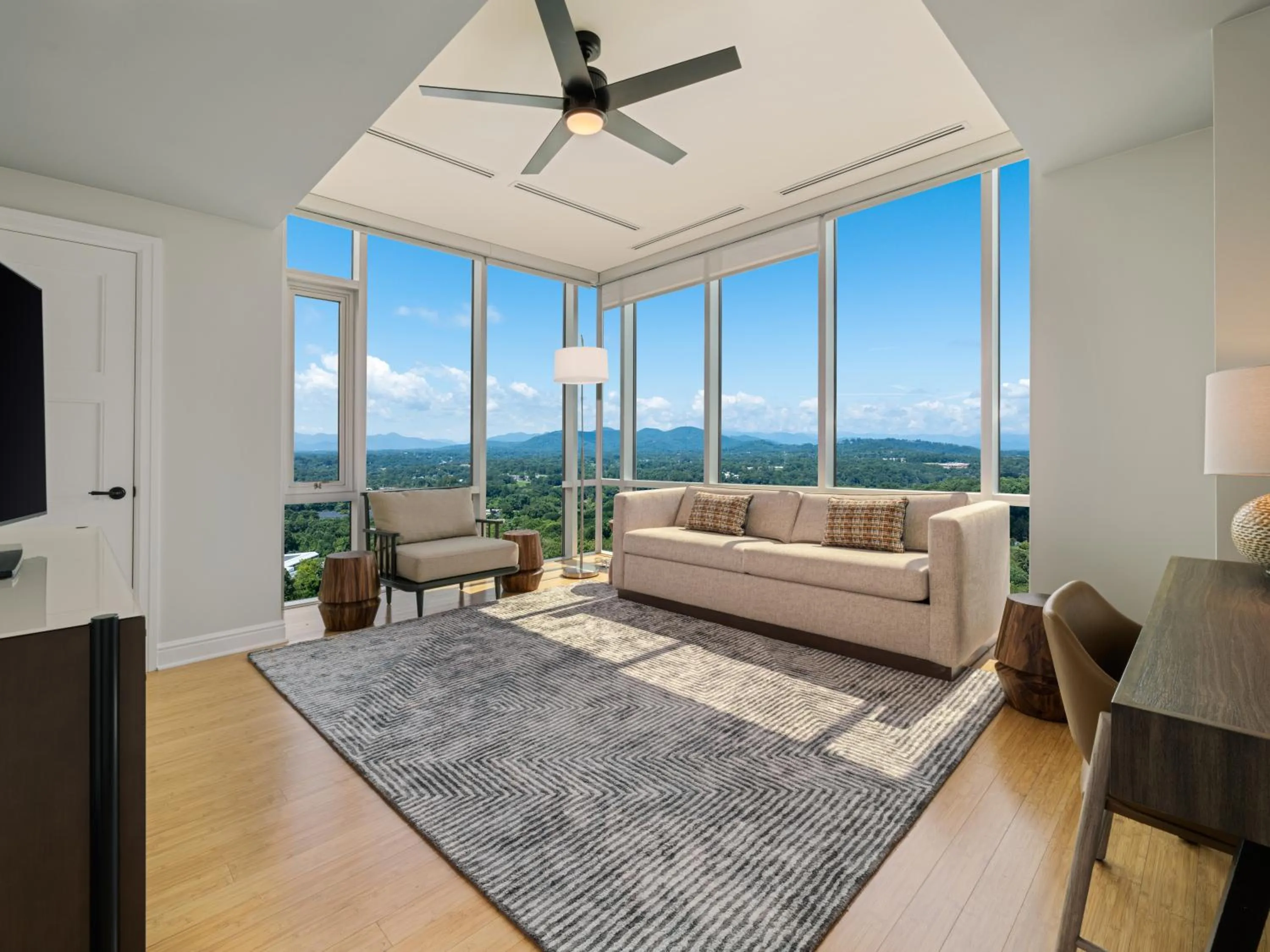 Living room in Hotel Indigo Asheville Downtown by IHG