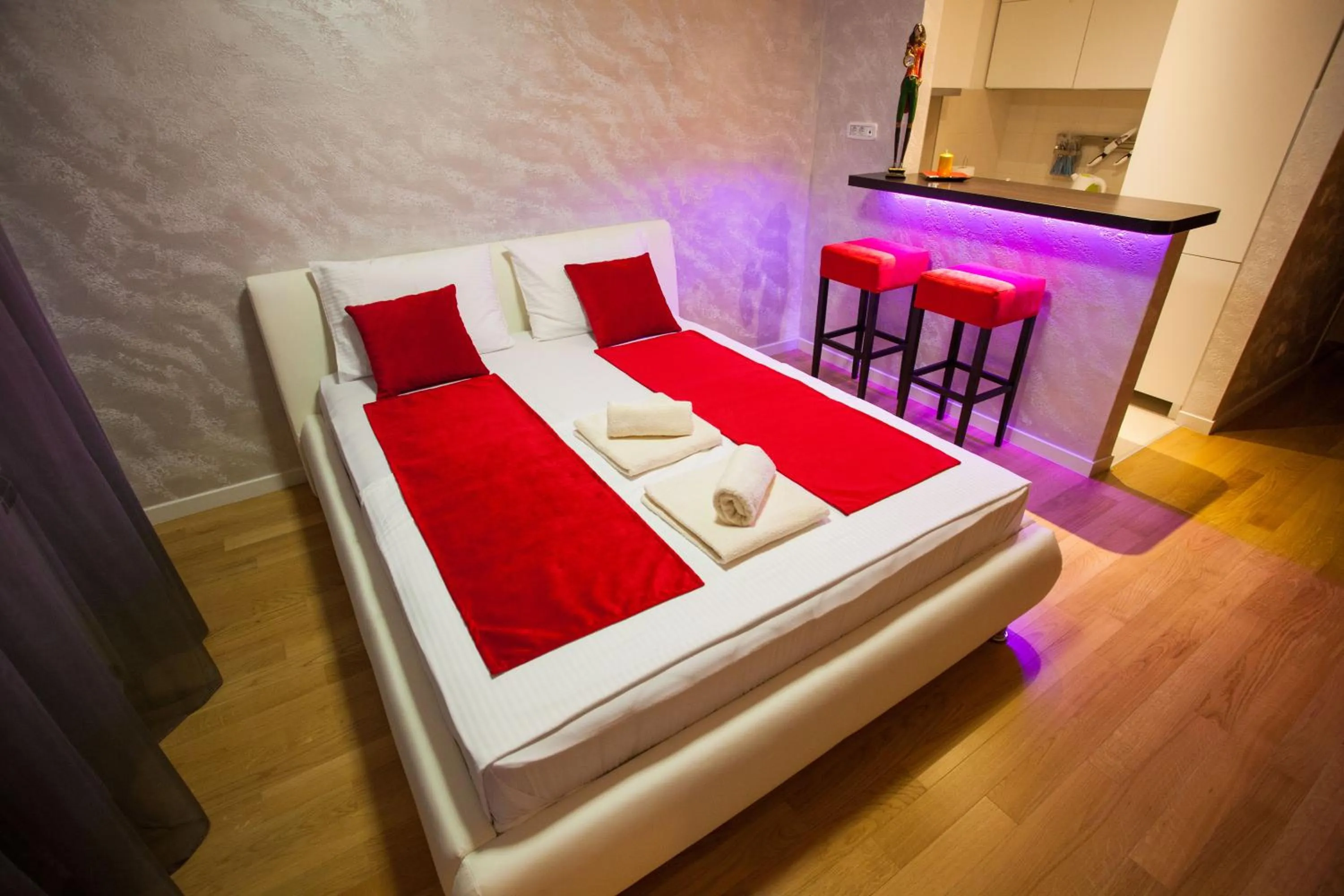 Bedroom, Bed in Gentleman Dog Apartment