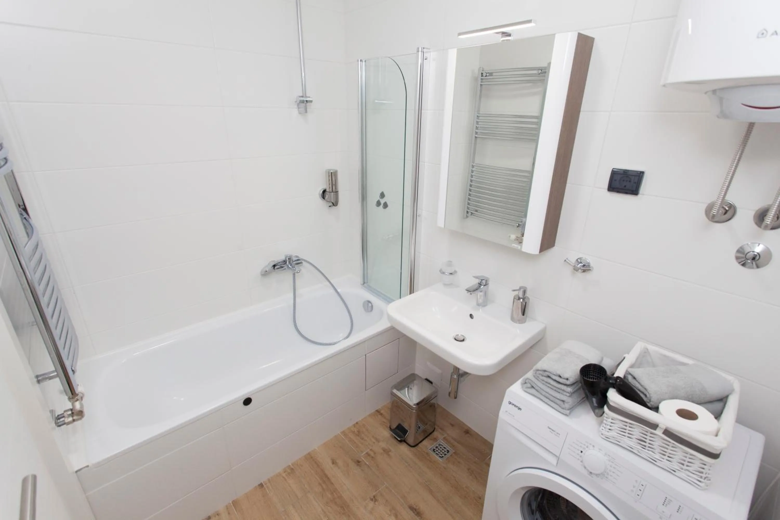 Bathroom in Gentleman Dog Apartment