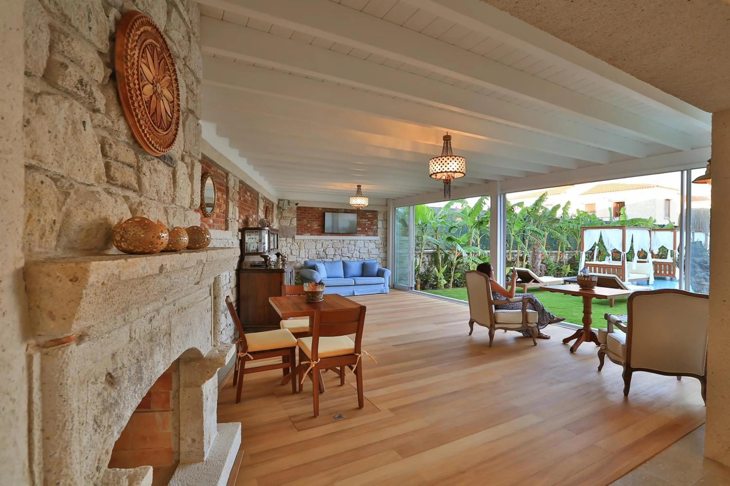 Communal lounge/ TV room in Kose Konak Butik Hotel-Special