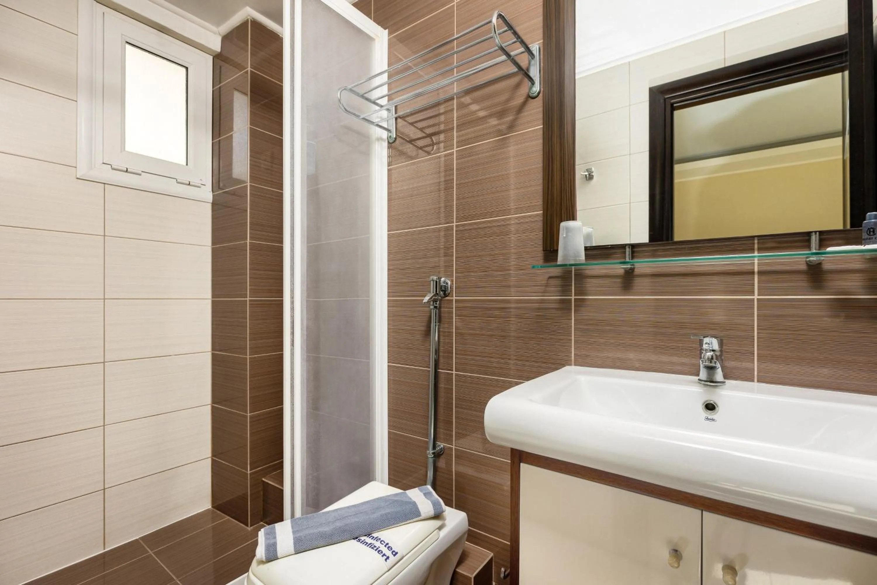 Shower in Esperia Hotel