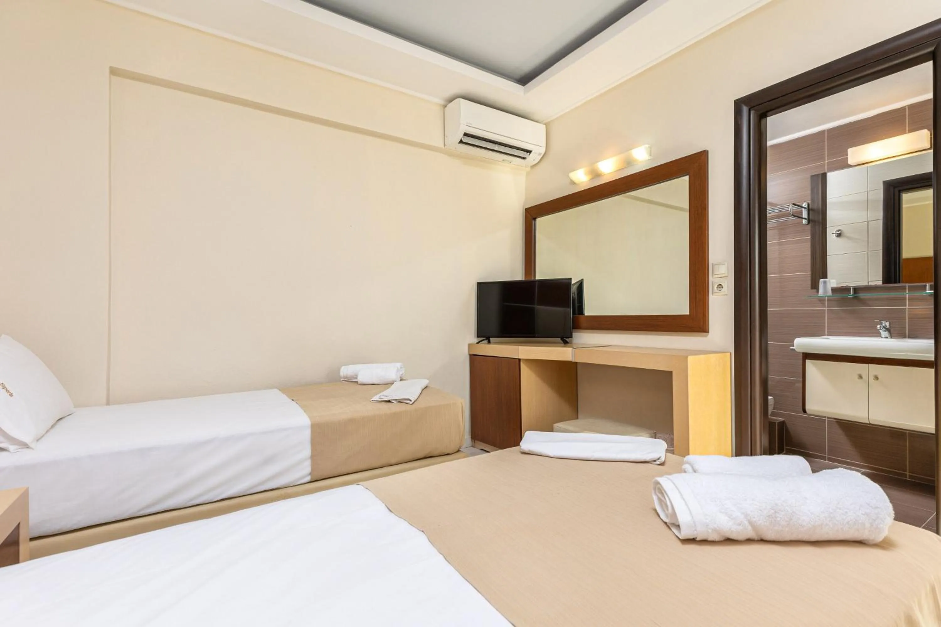 Bedroom in Esperia Hotel