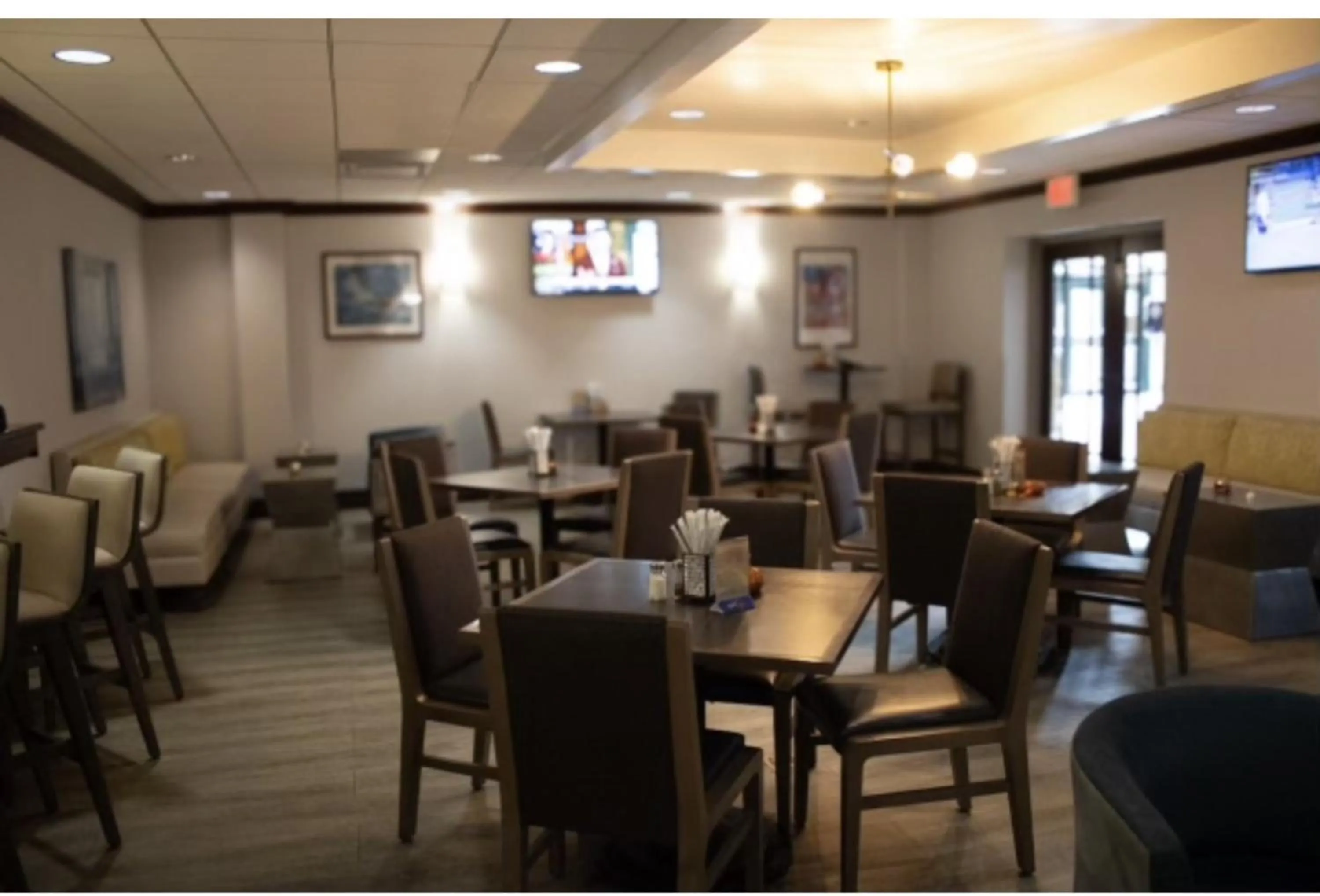 Restaurant/places to eat in Holiday Inn Asheville - Biltmore West by IHG