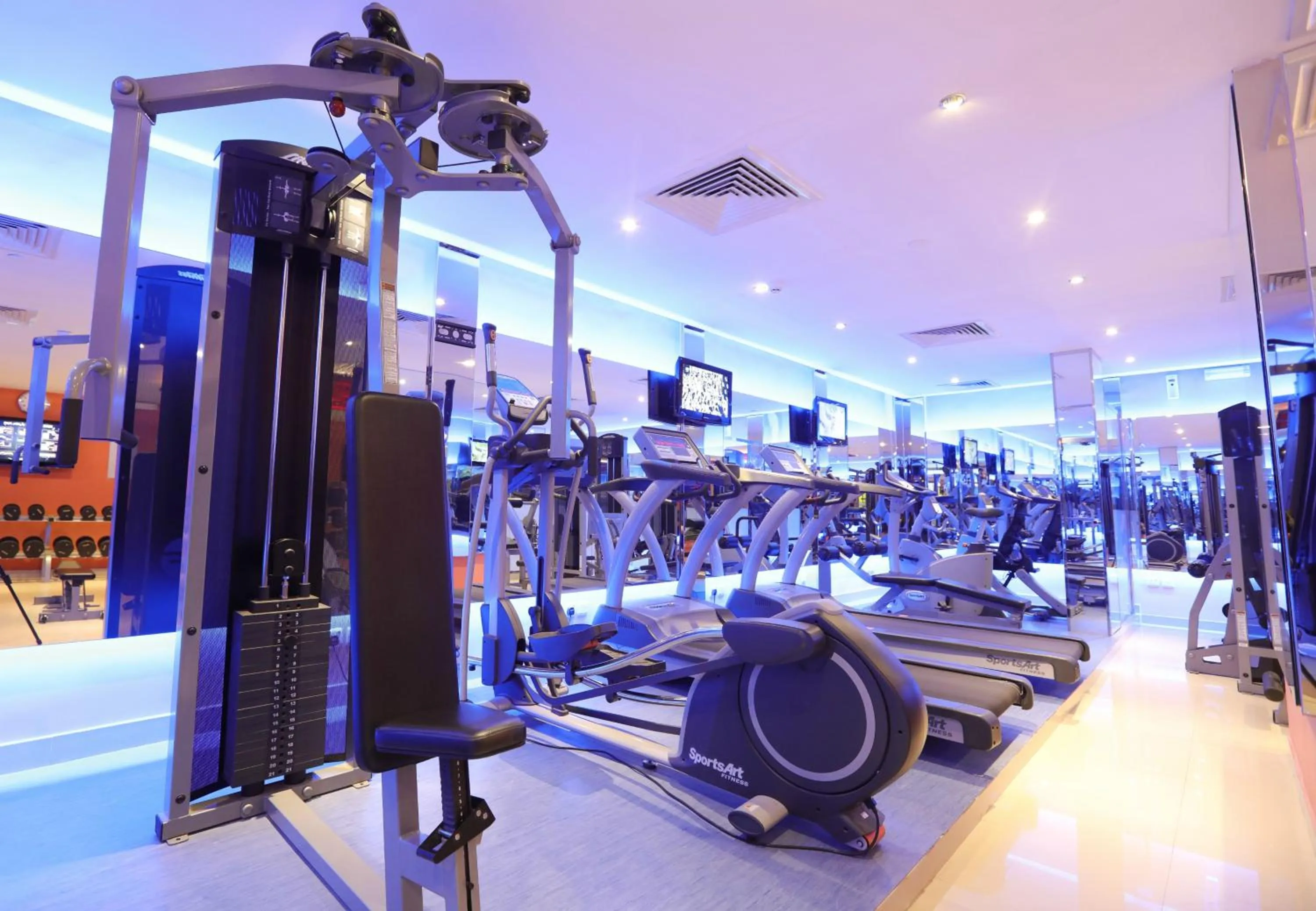 Fitness centre/facilities in Continent Al Waha Hotel Riyad