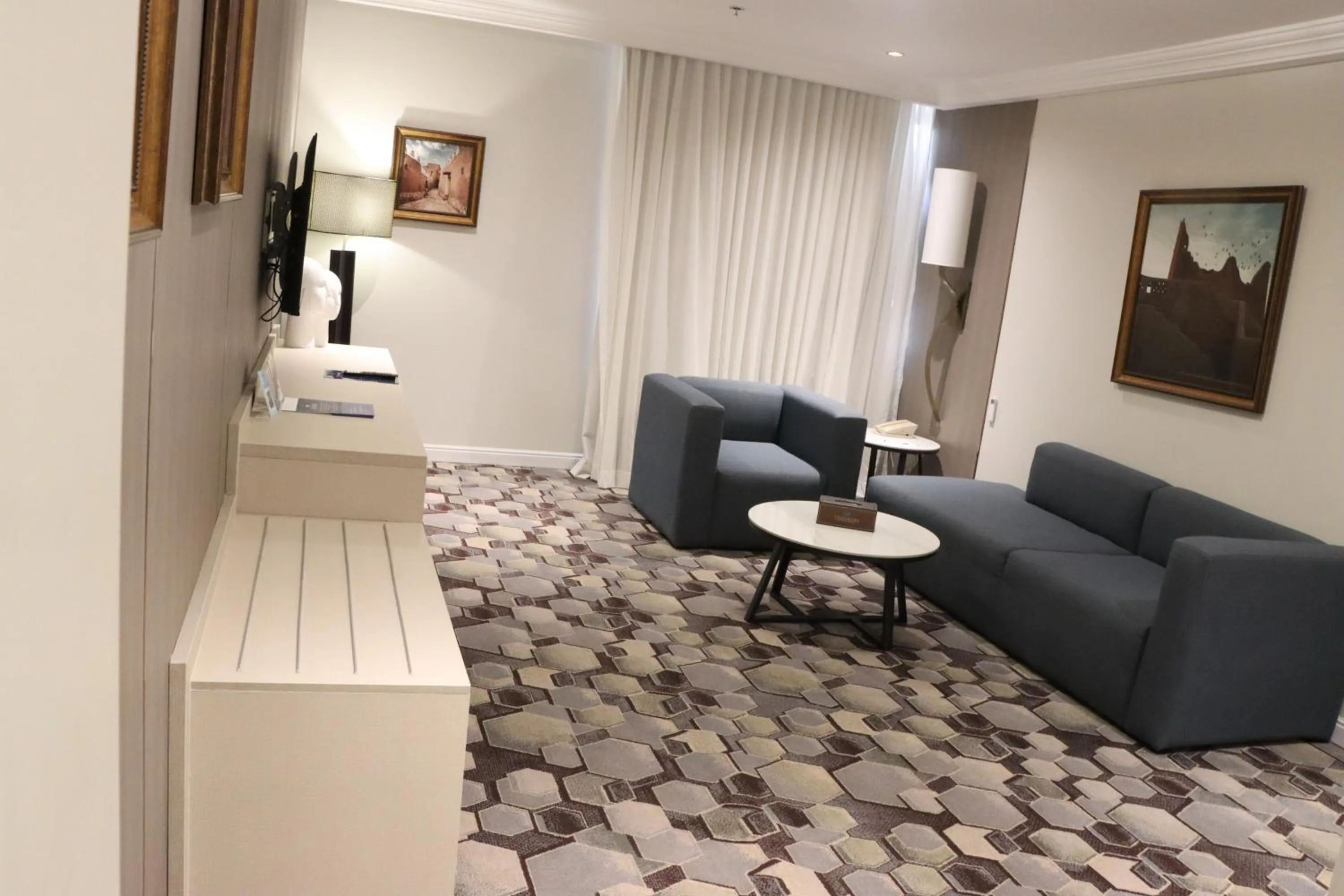 Living room in Continent Al Waha Hotel Riyad