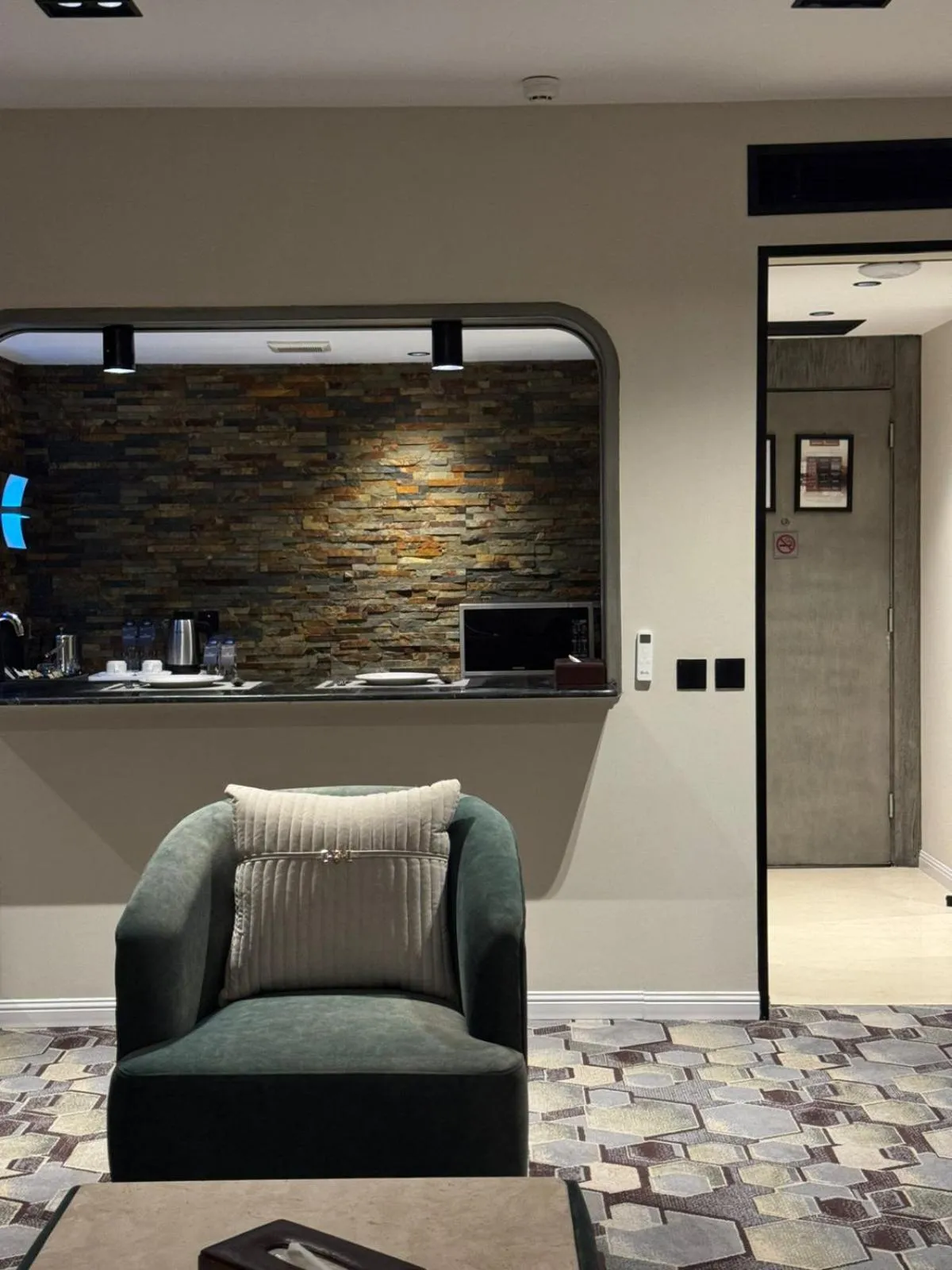 Kitchen or kitchenette in Continent Al Waha Hotel Riyad