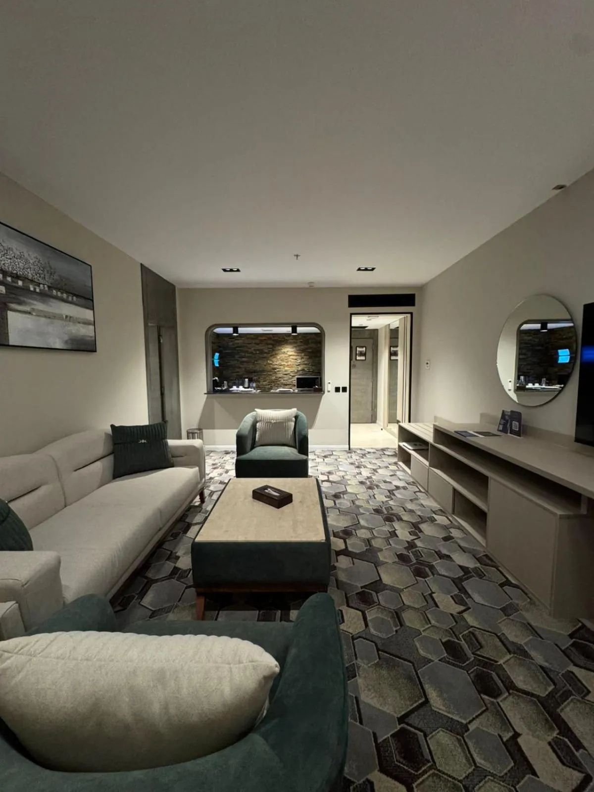 TV and multimedia in Continent Al Waha Hotel Riyad