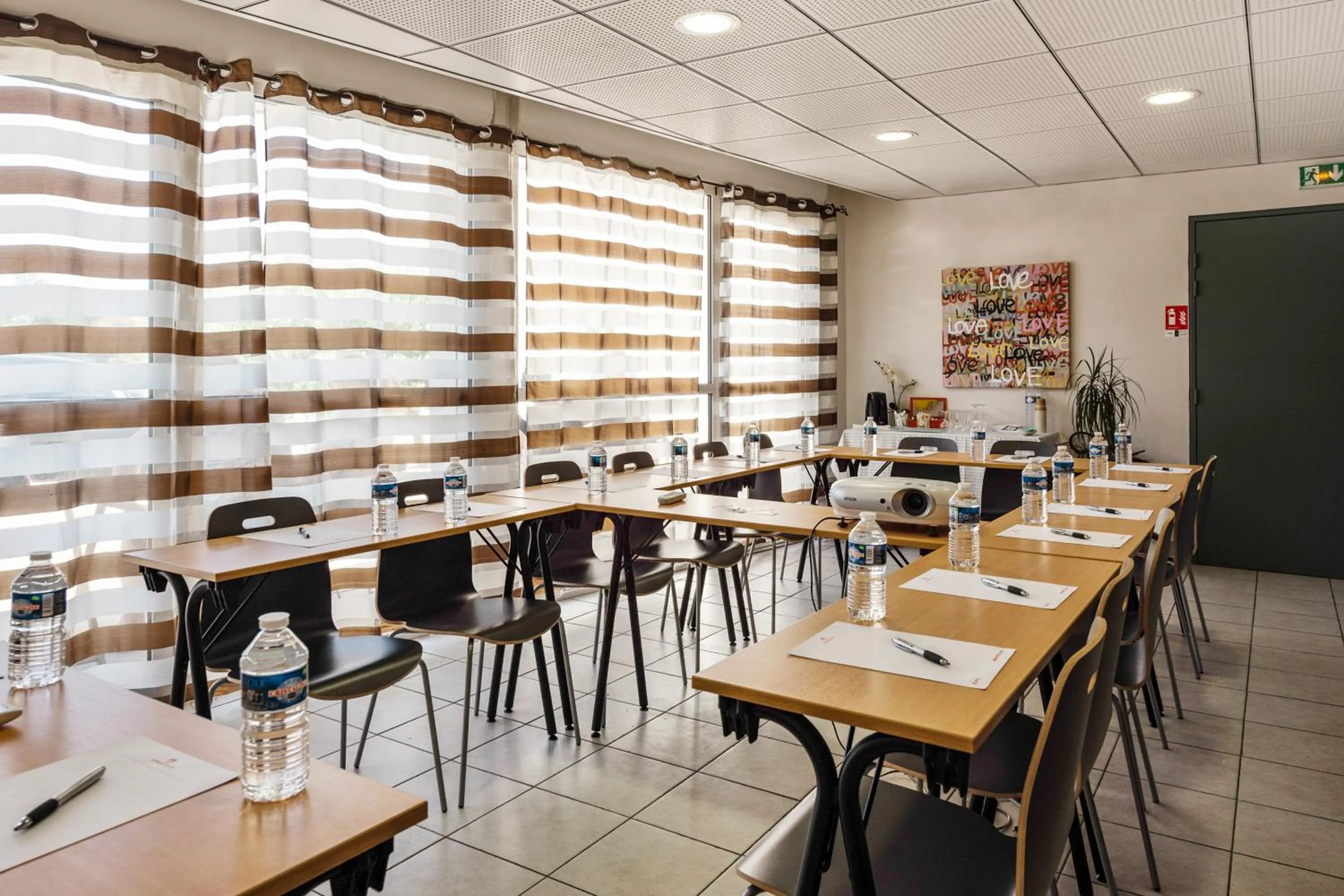 Business facilities in Appart'City Classic Marseille Aéroport - Vitrolles