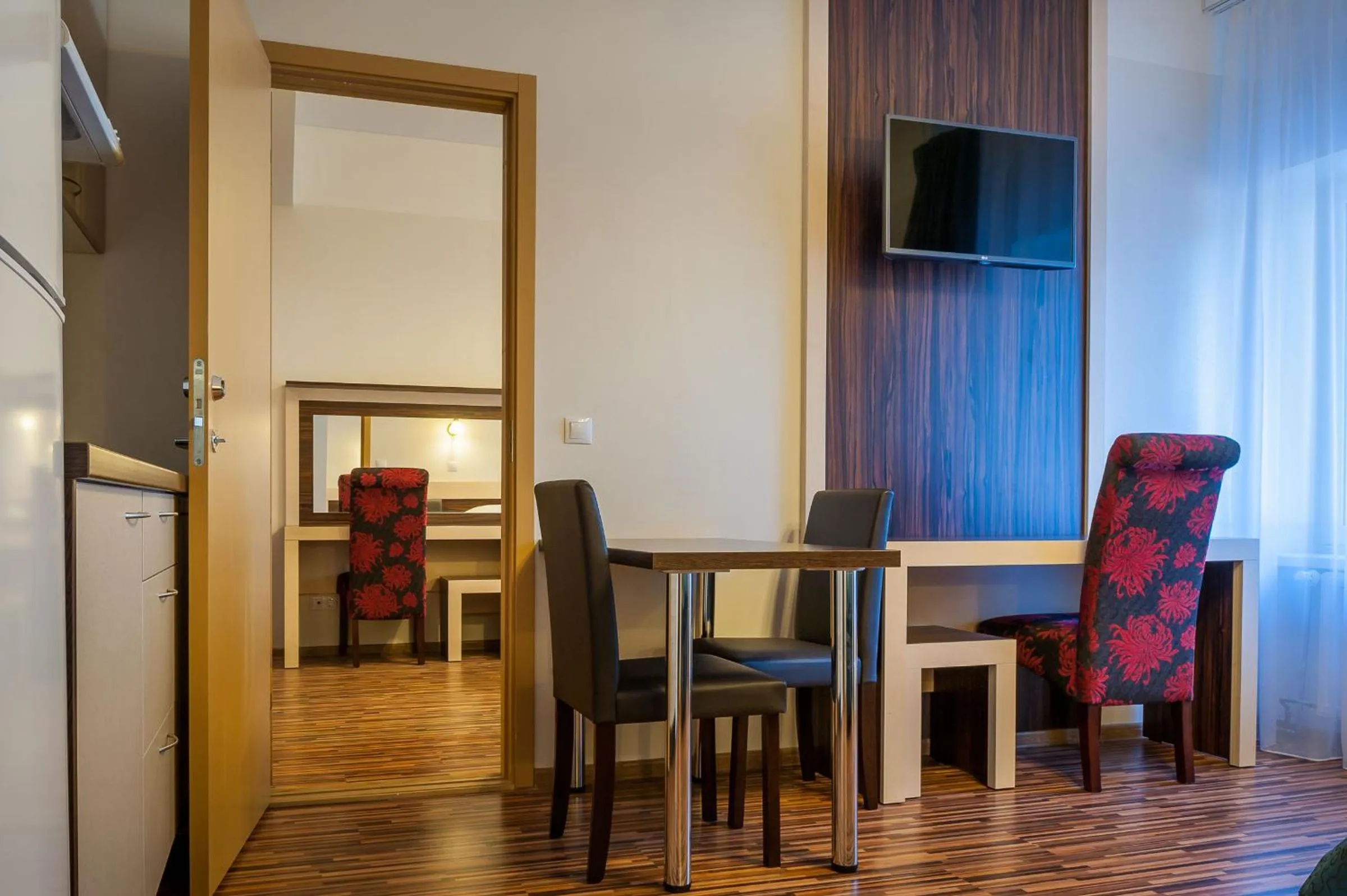 Kitchen or kitchenette in Pirita Beach Apartments & SPA