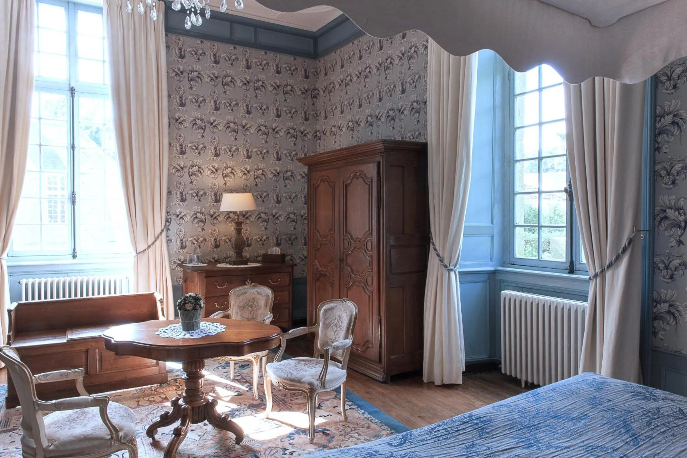 Photo of the whole room, Bed in Château de La Ballue - Teritoria