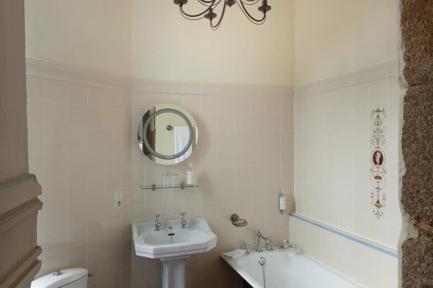 Bathroom in Château de La Ballue - Teritoria