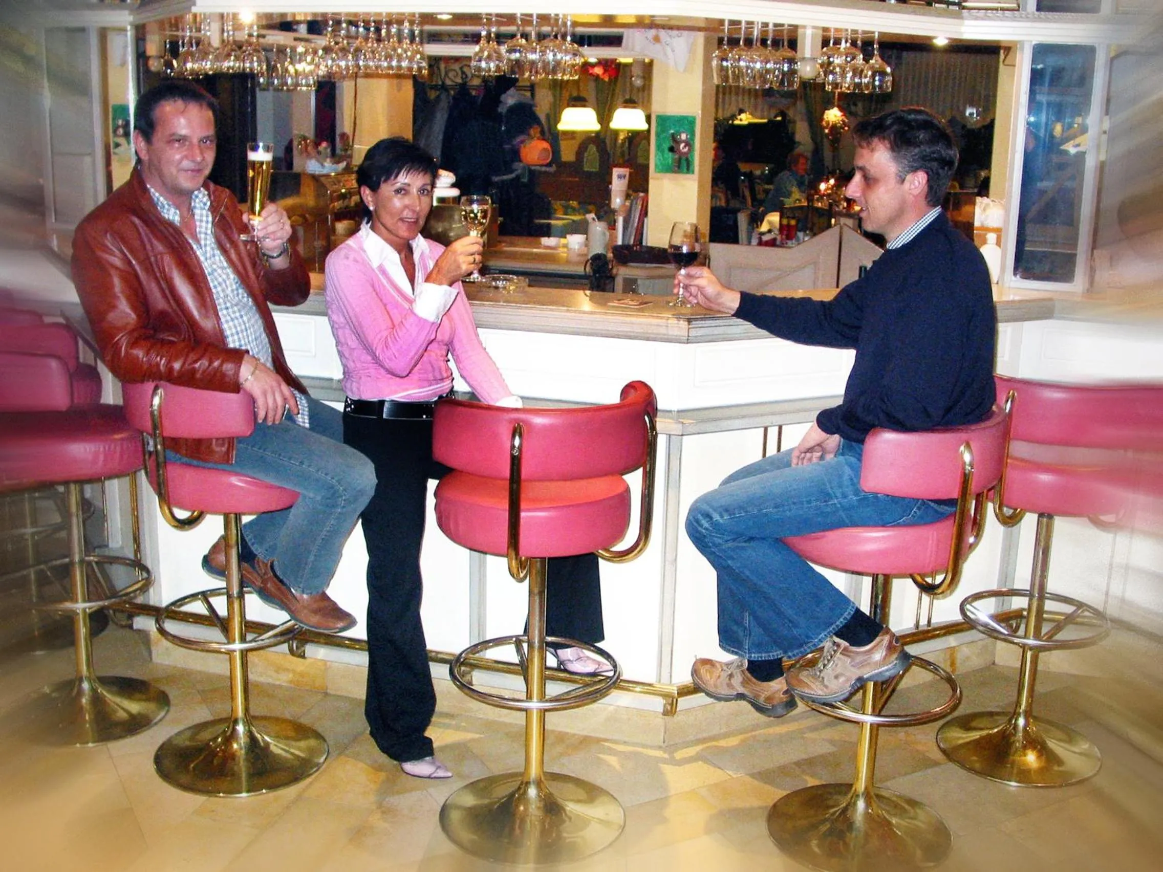 People in Hotel Gasthof Schweizerhaus