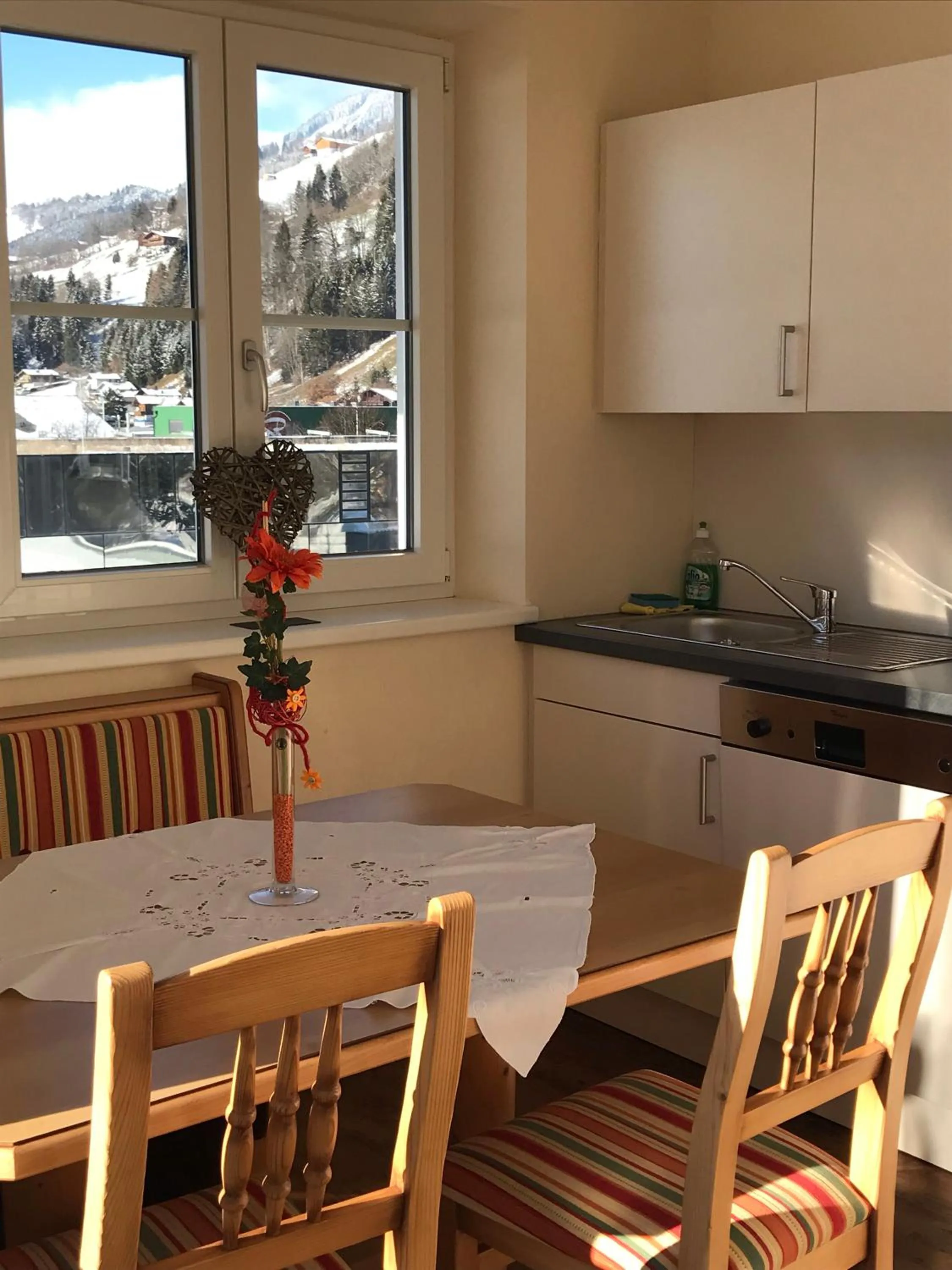 Dining area in Hotel Gasthof Schweizerhaus