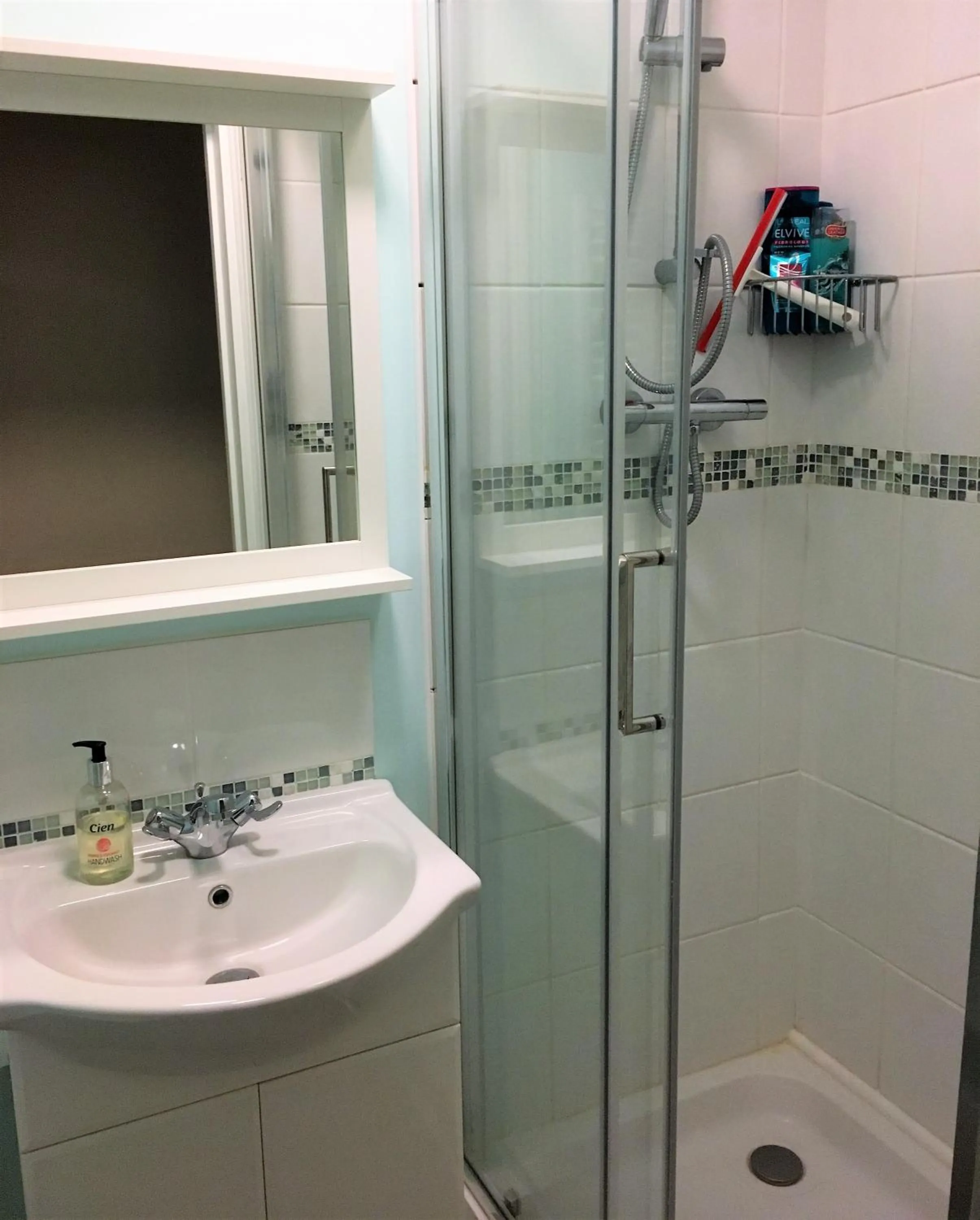 Shower in High Banks studio