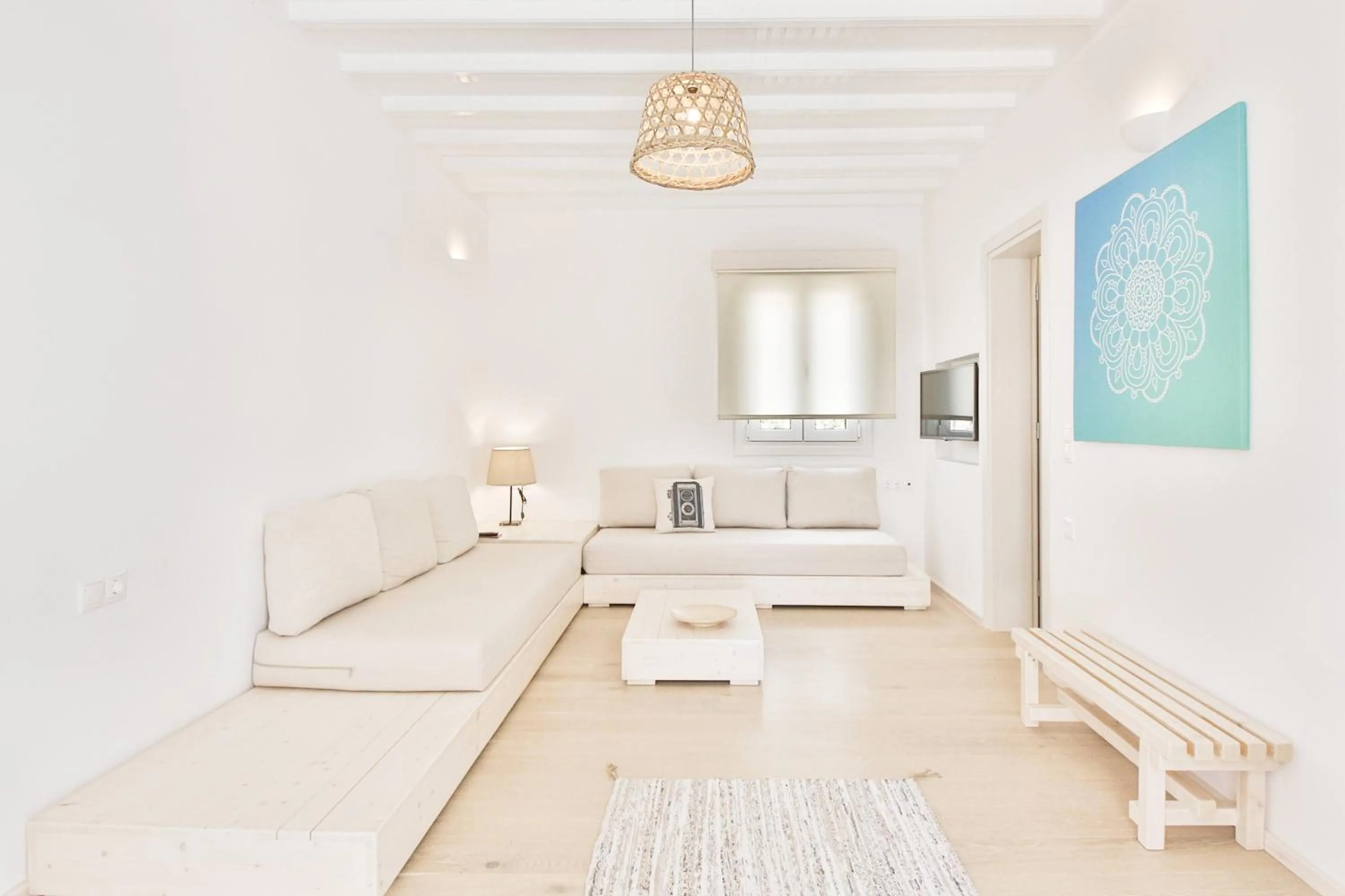 Living room, Bed in Baba Houlakia