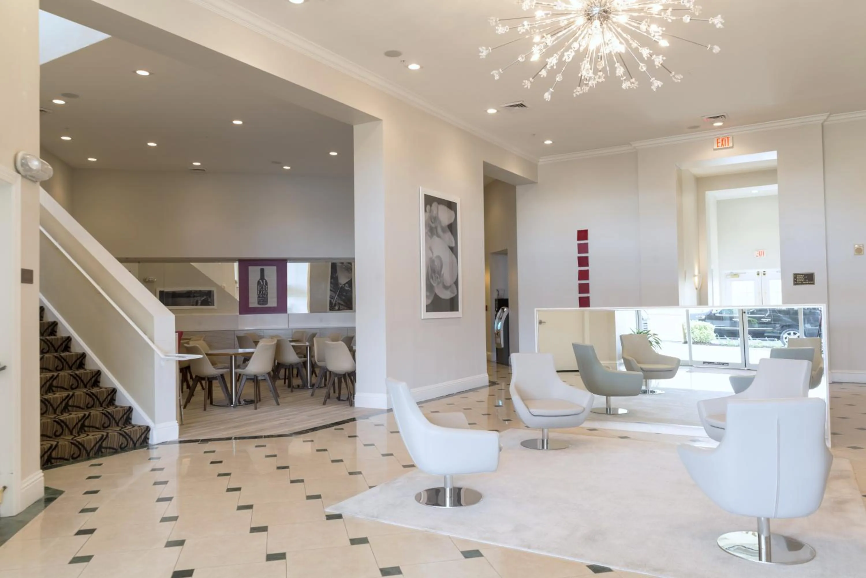 Lobby or reception in The Point Hotel & Suites Universal