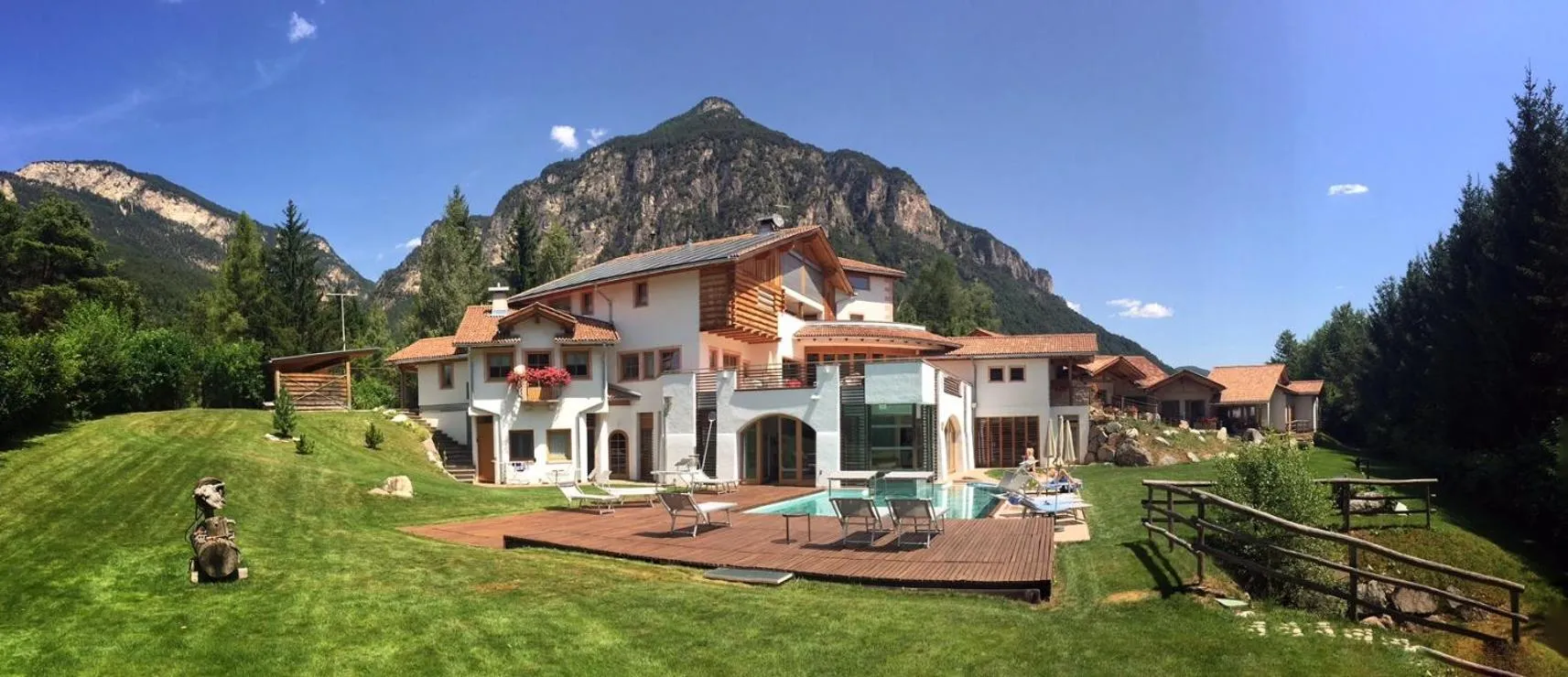 Property building in Castelir Suite Hotel