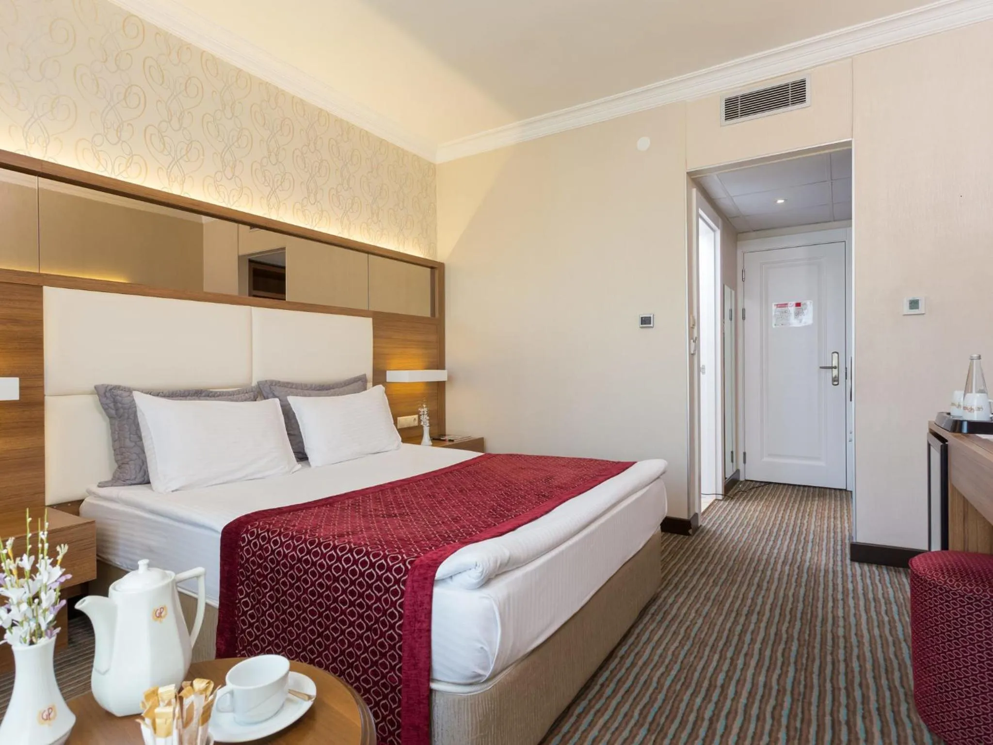 Photo of the whole room, Bed in Gazi Park Hotel