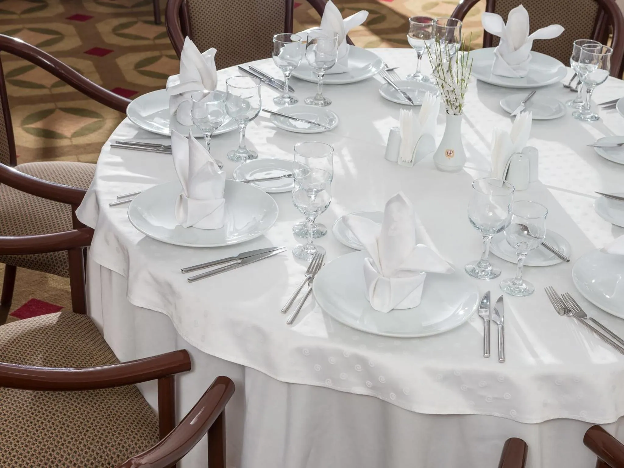 Food and drinks in Gazi Park Hotel