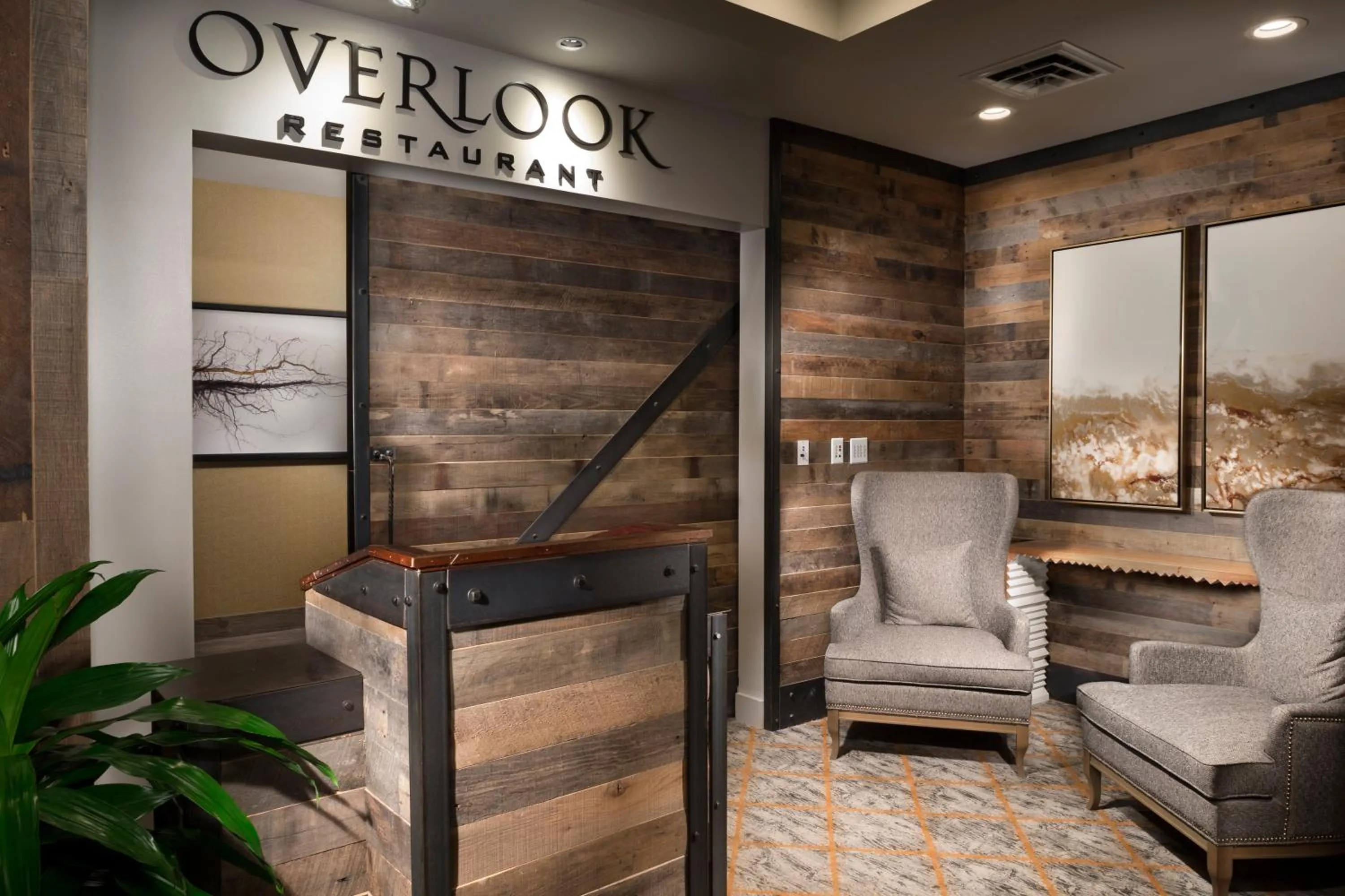 Restaurant/places to eat in Crowne Plaza Resort Asheville by IHG