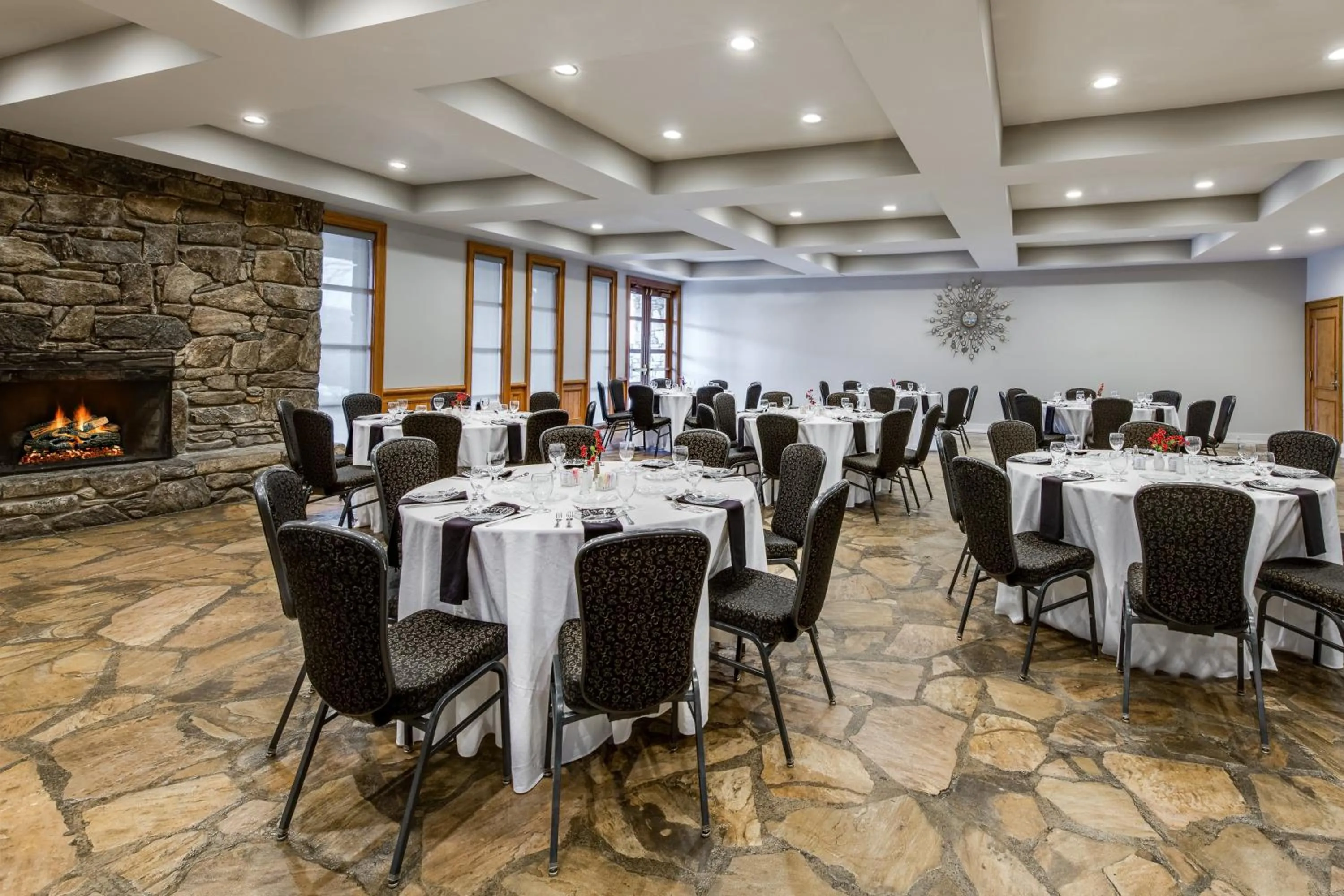 Banquet/Function facilities in Crowne Plaza Resort Asheville by IHG