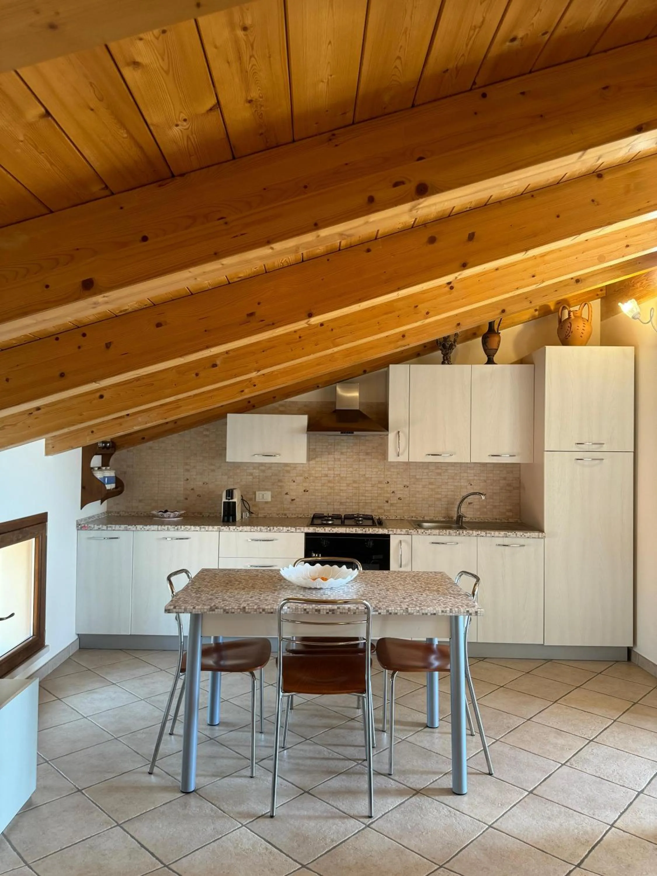 Kitchen or kitchenette in B&B Da Conte al Vicoletto