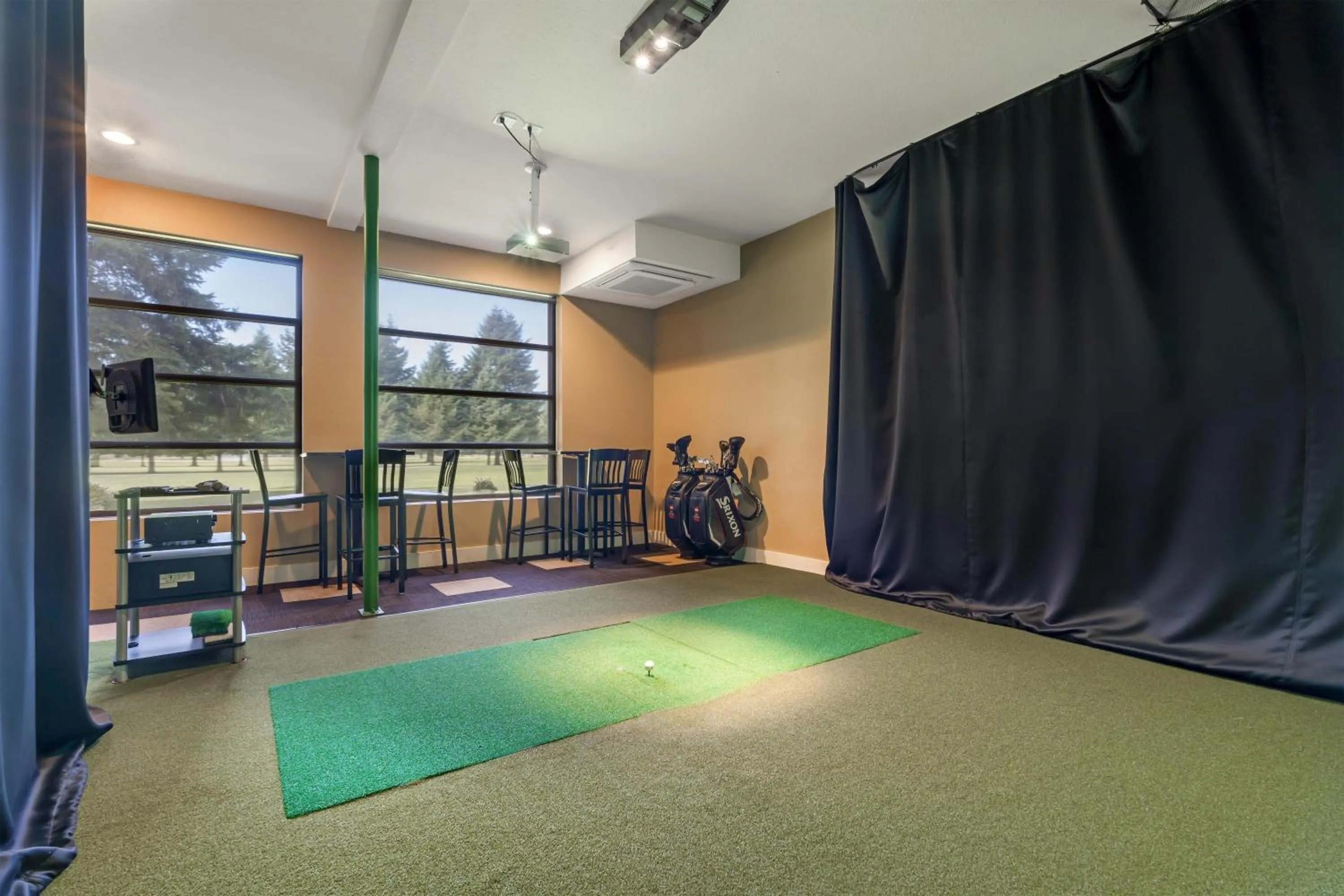 Golfcourse in Best Western Plus Plaza by the Green