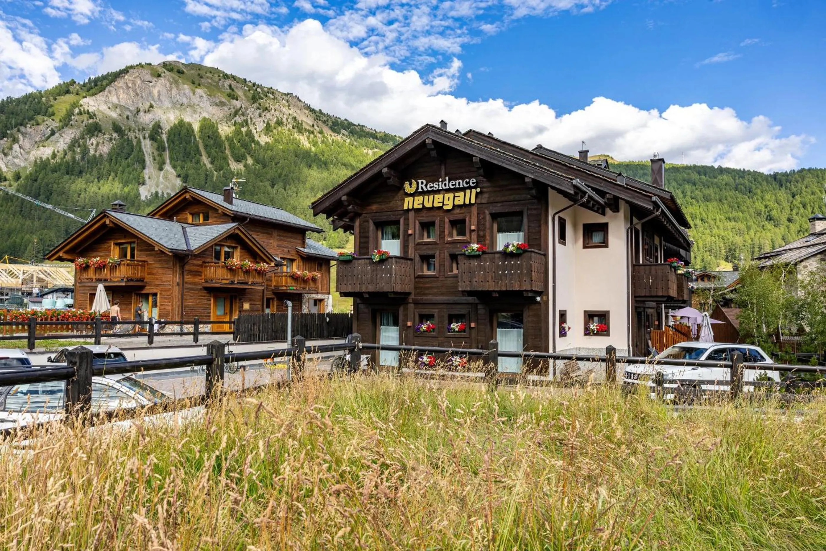 Property building in Residence Nevegall